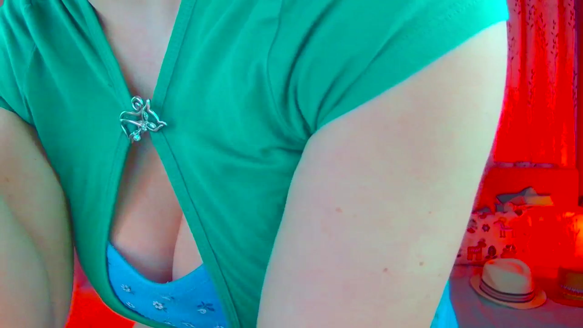 Gallery image thumbnail from SweetDazzle's myfreecams stream on, 03/06/2025, 17:37 image 15 of 20