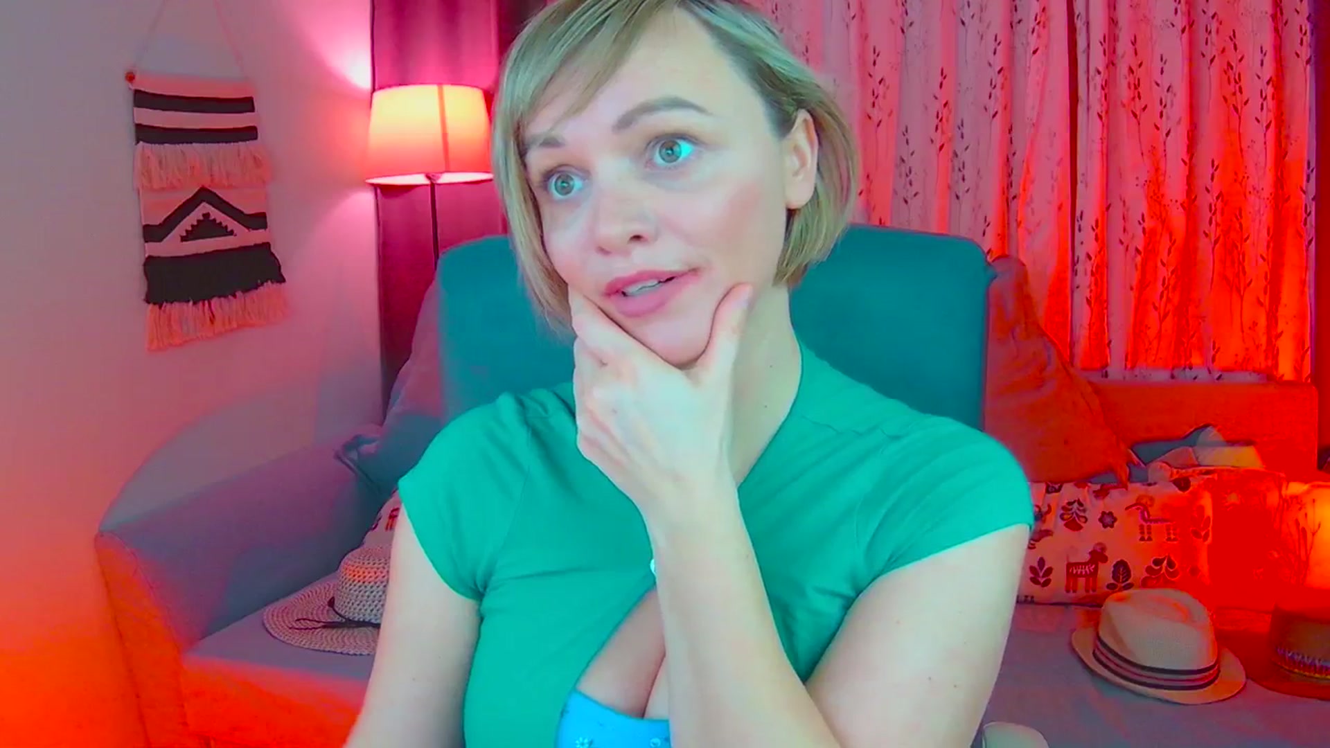Gallery image thumbnail from SweetDazzle's myfreecams stream on, 03/06/2025, 17:37 image 8 of 20
