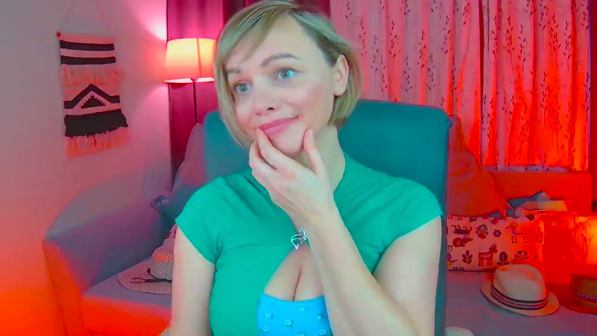 Gallery image thumbnail from SweetDazzle's myfreecams stream on, 03/06/2025, 17:37 image 9 of 20