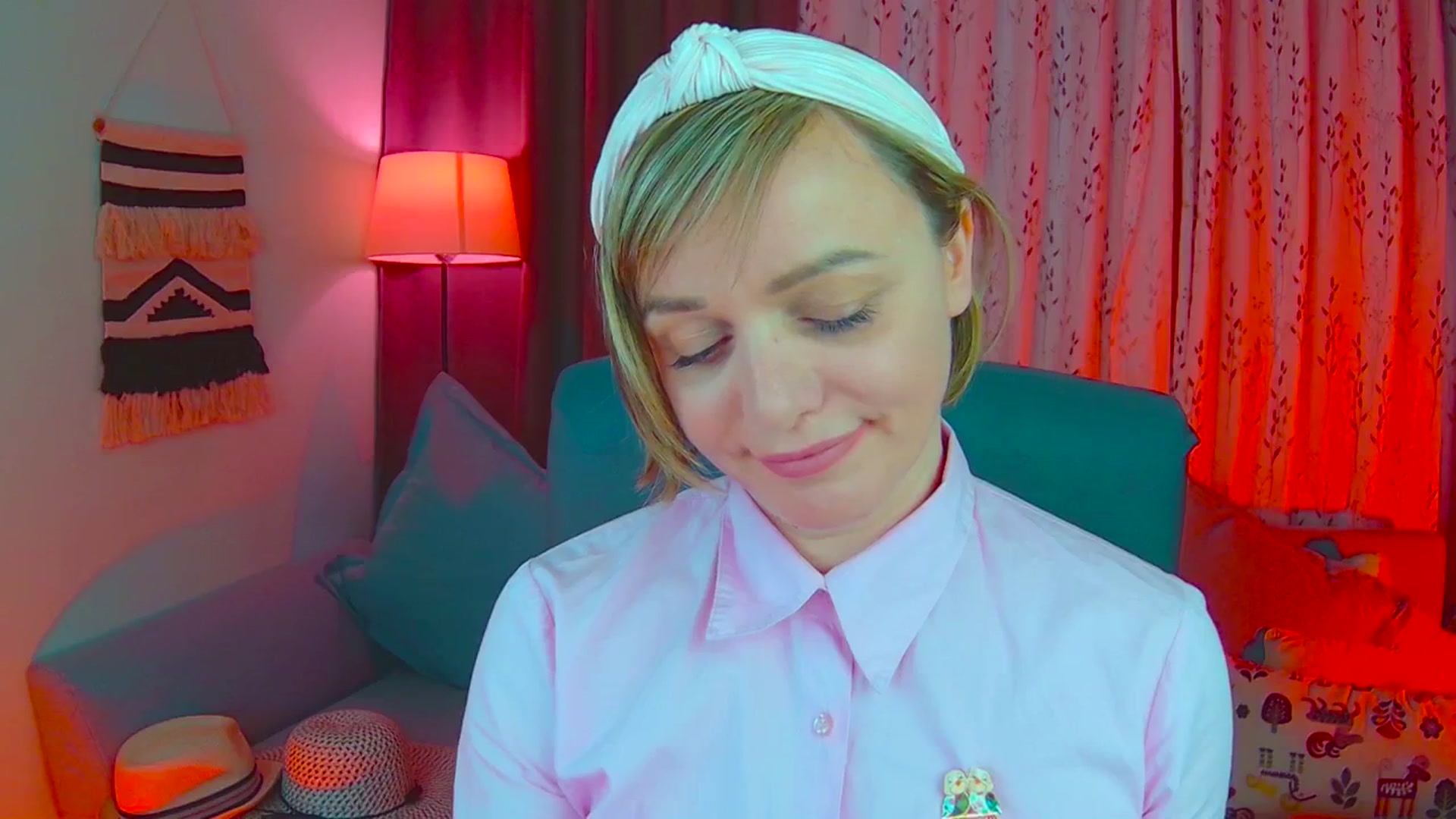 Gallery image thumbnail from SweetDazzle's myfreecams stream on, 03/07/2025, 21:10 image 19 of 20