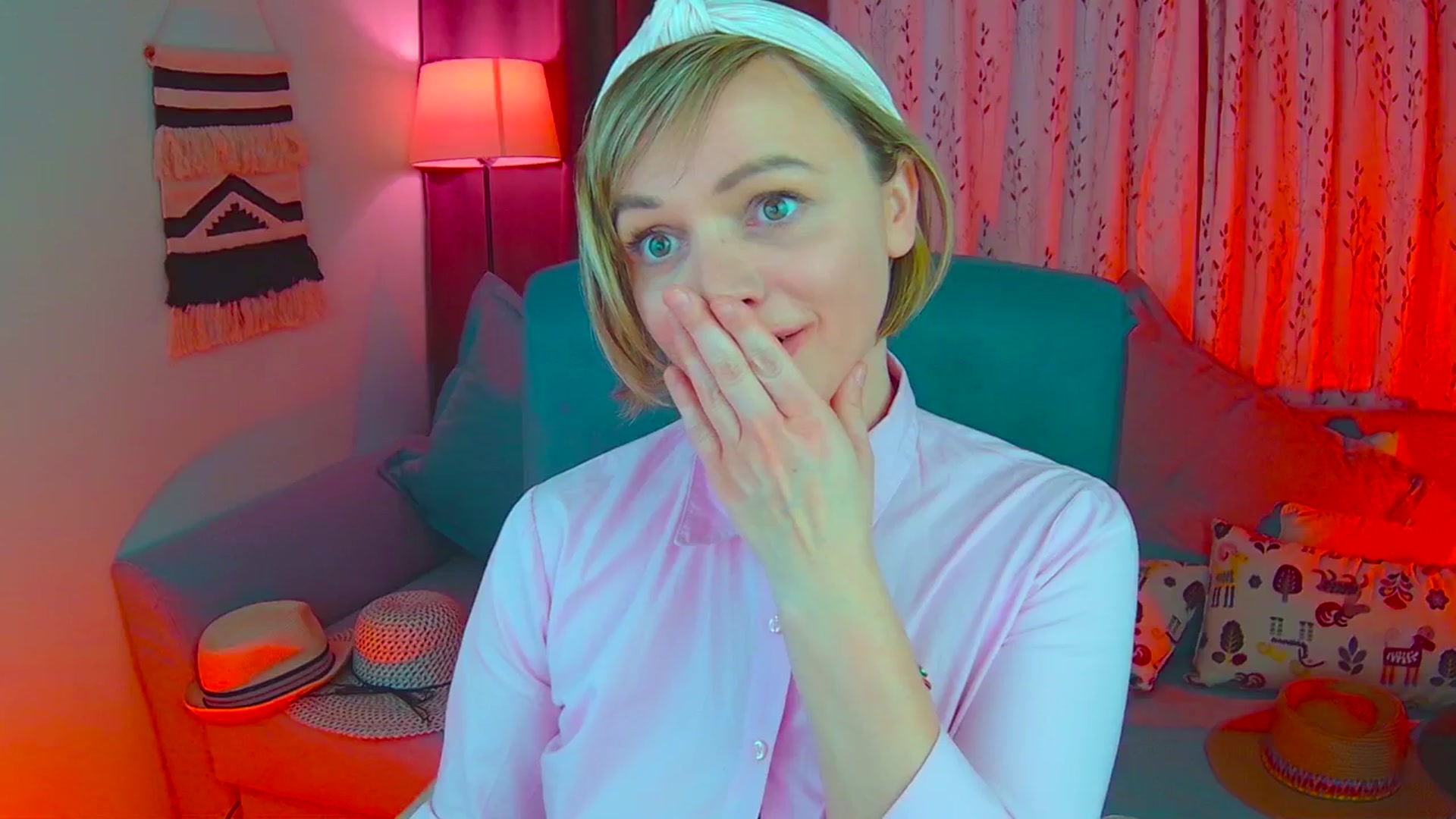 Gallery image thumbnail from SweetDazzle's myfreecams stream on, 03/07/2025, 21:10 image 5 of 20