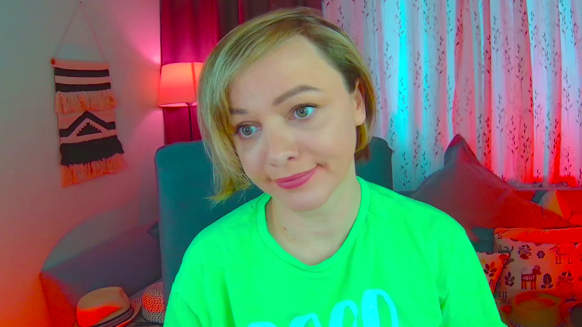 Gallery image thumbnail from SweetDazzle's myfreecams stream on, 03/10/2025, 08:20 image 16 of 20