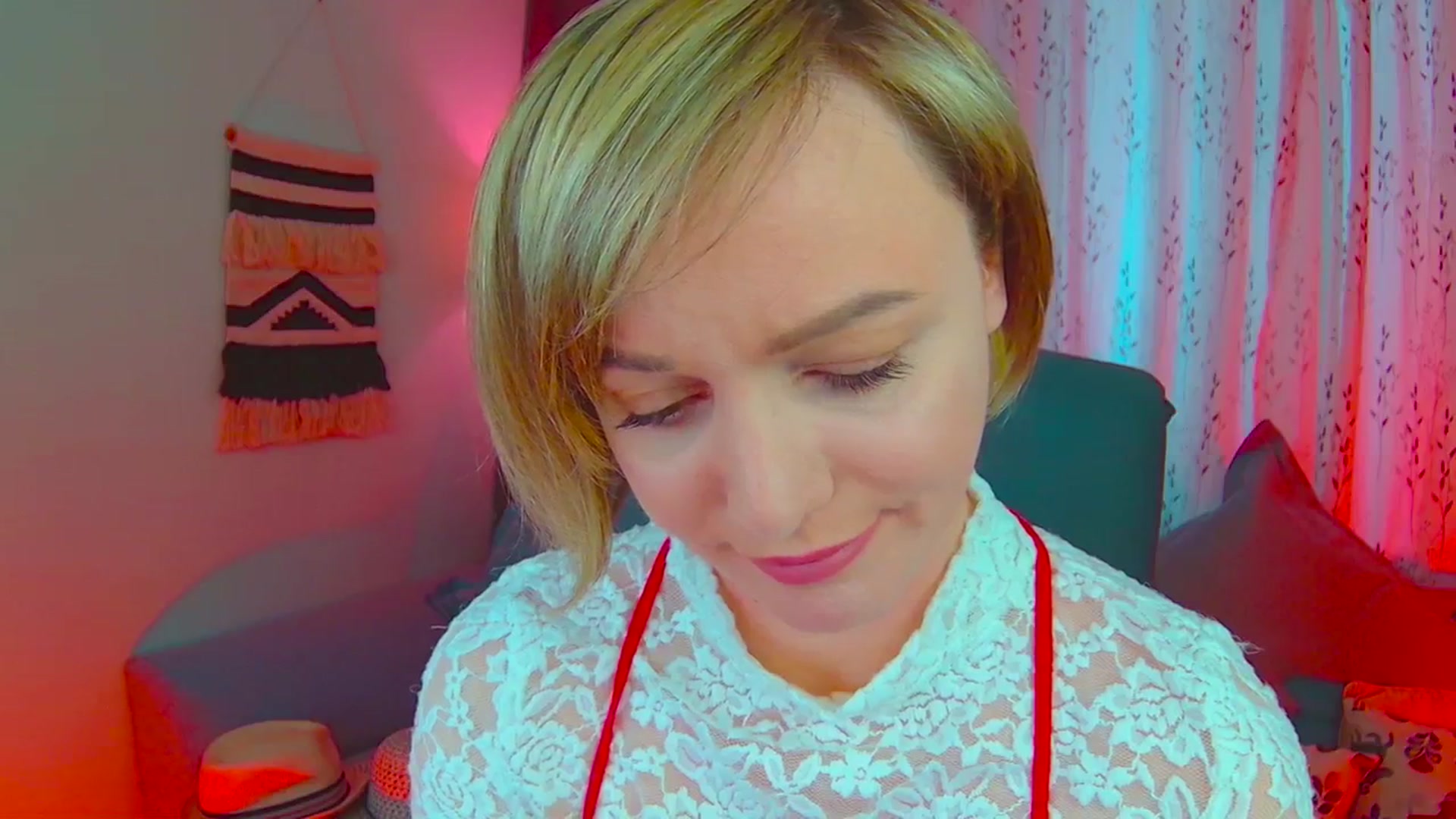 Gallery image thumbnail from SweetDazzle's myfreecams stream on, 03/10/2025, 13:00 image 3 of 20