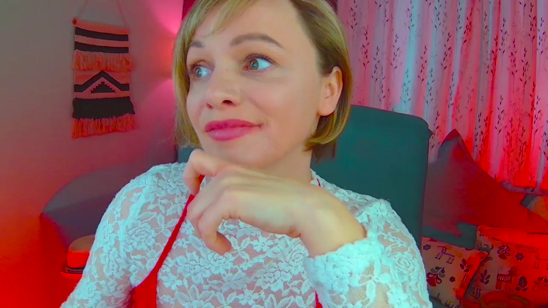 Gallery image thumbnail from SweetDazzle's myfreecams stream on, 03/10/2025, 15:03 image 19 of 20
