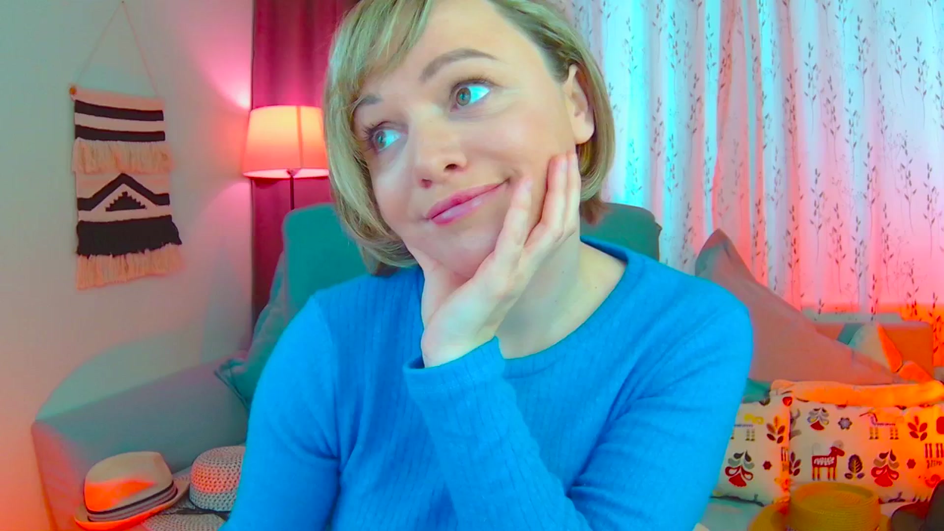 Gallery image thumbnail from SweetDazzle's myfreecams stream on, 03/13/2025, 11:36 image 7 of 20