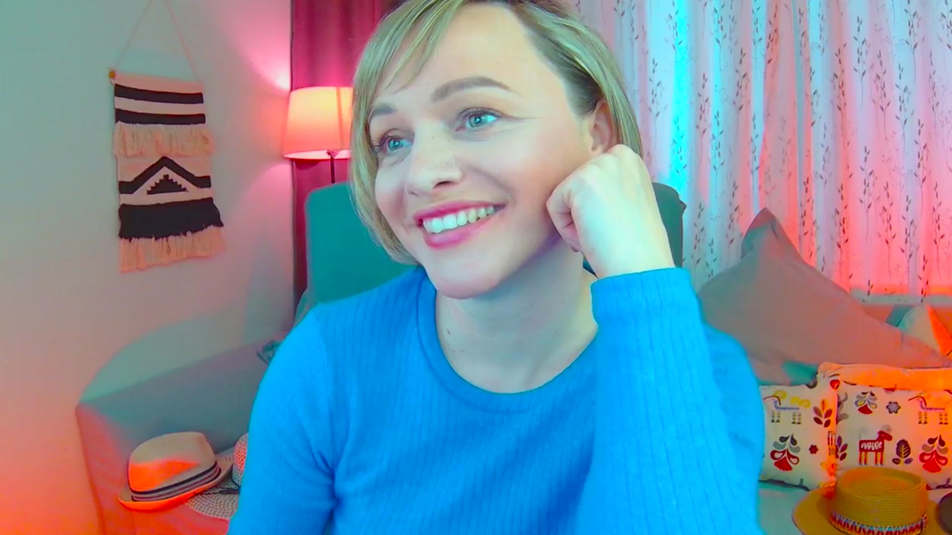 Gallery image thumbnail from SweetDazzle's myfreecams stream on, 03/13/2025, 14:34 image 11 of 20
