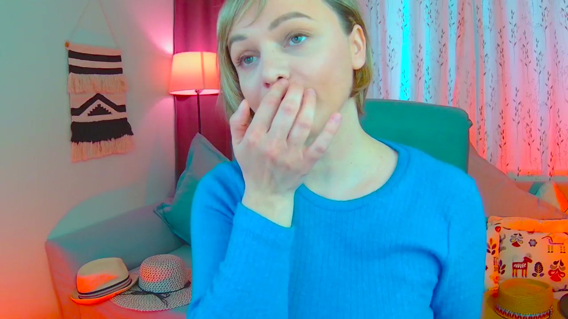 Gallery image thumbnail from SweetDazzle's myfreecams stream on, 03/13/2025, 14:34 image 14 of 20