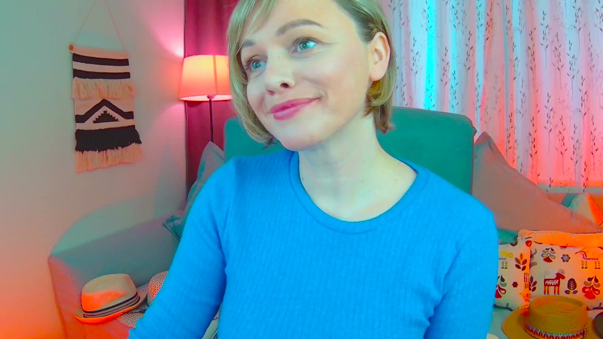Gallery image thumbnail from SweetDazzle's myfreecams stream on, 03/13/2025, 14:34 image 13 of 20