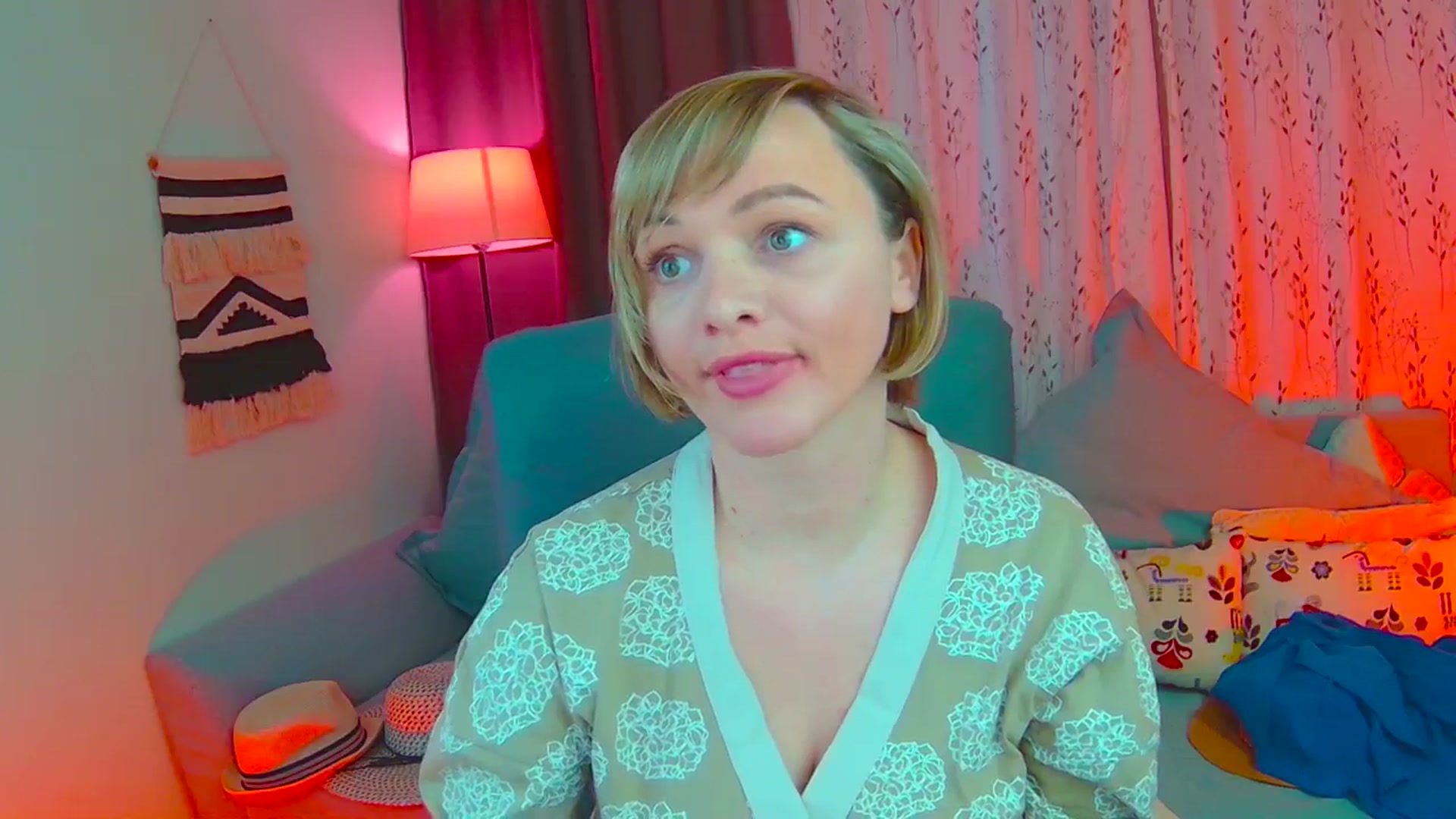 Gallery image thumbnail from SweetDazzle's myfreecams stream on, 03/13/2025, 15:13 image 13 of 20