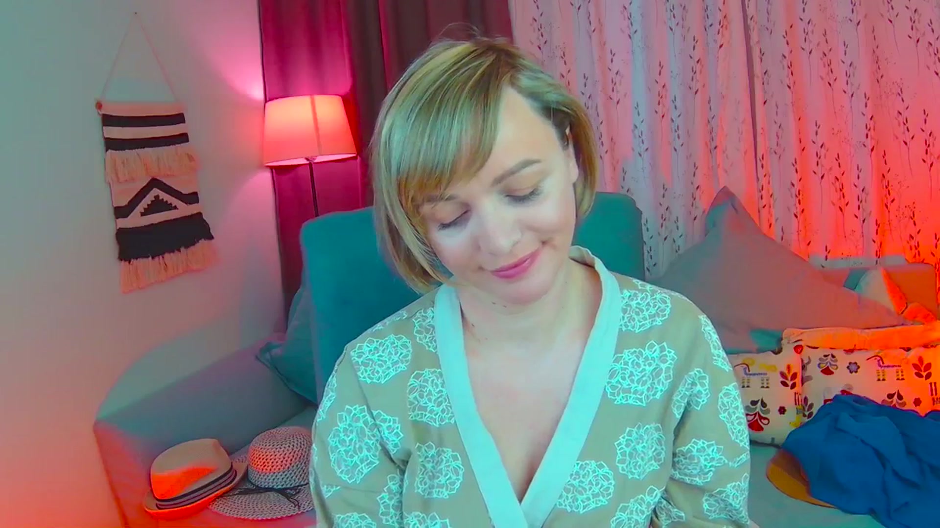 Gallery image thumbnail from SweetDazzle's myfreecams stream on, 03/13/2025, 15:13 image 7 of 20