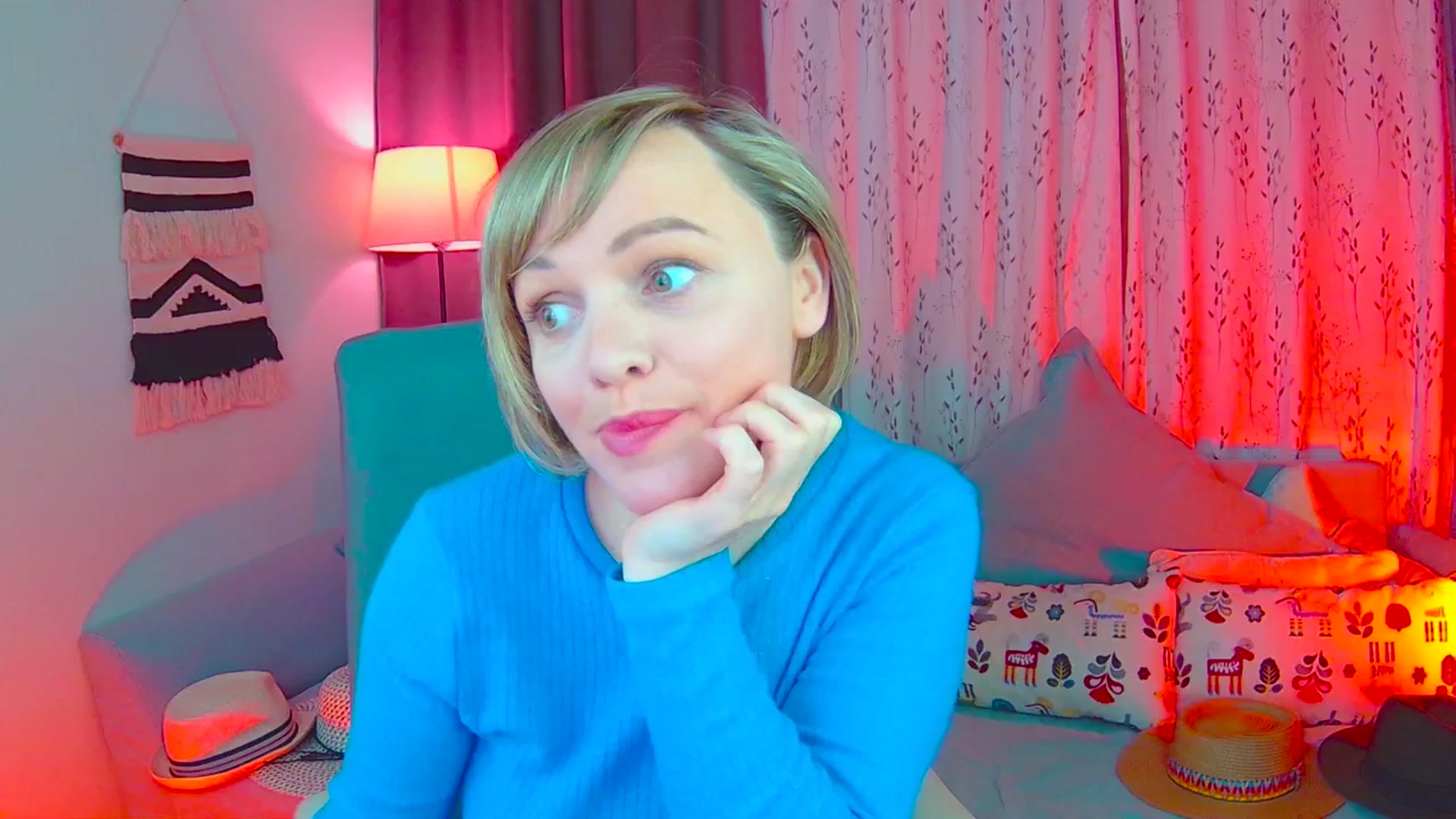 Gallery image thumbnail from SweetDazzle's myfreecams stream on, 03/13/2025, 16:38 image 4 of 20