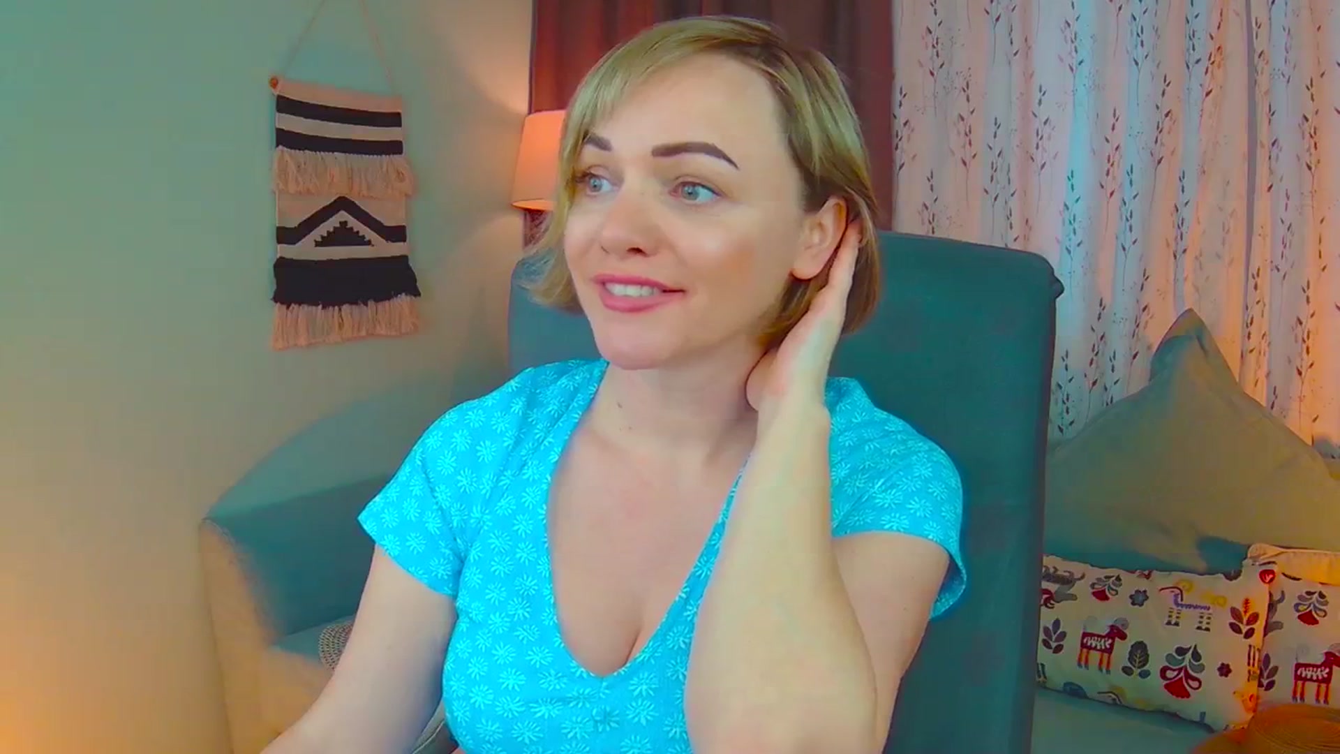 Gallery image thumbnail from SweetDazzle's myfreecams stream on, 03/17/2025, 14:30 image 7 of 20