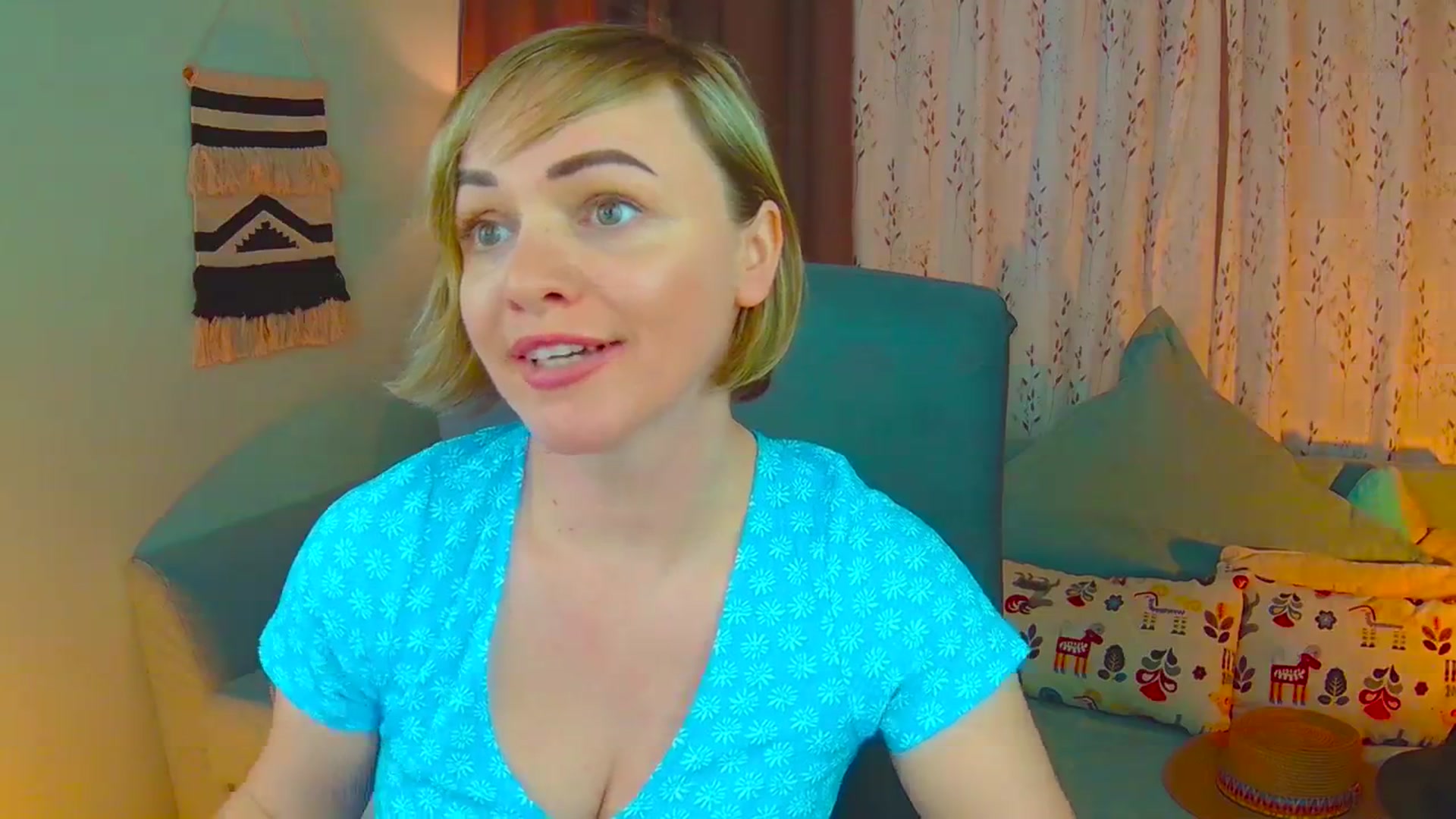 Gallery image thumbnail from SweetDazzle's myfreecams stream on, 03/17/2025, 15:49 image 3 of 20