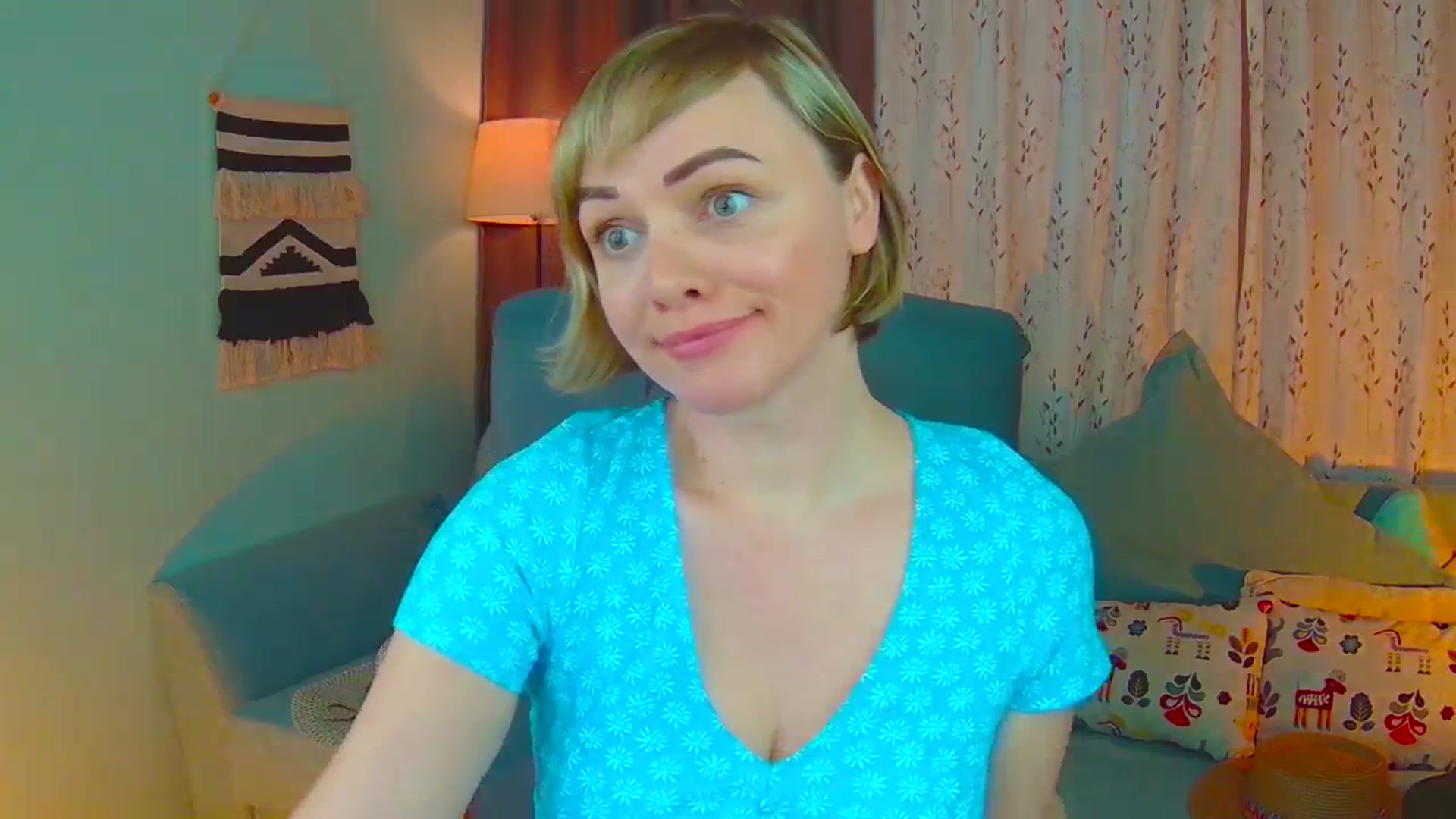 Gallery image thumbnail from SweetDazzle's myfreecams stream on, 03/17/2025, 15:49 image 13 of 20