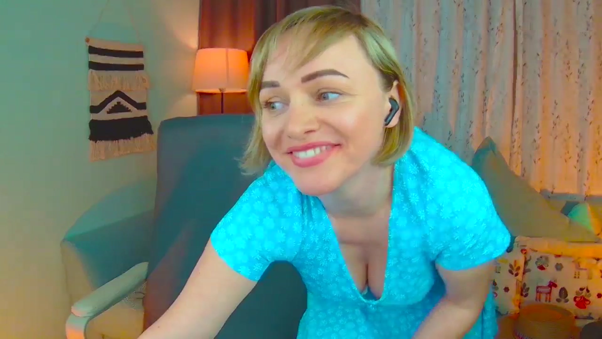 Gallery image thumbnail from SweetDazzle's myfreecams stream on, 03/17/2025, 15:49 image 19 of 20