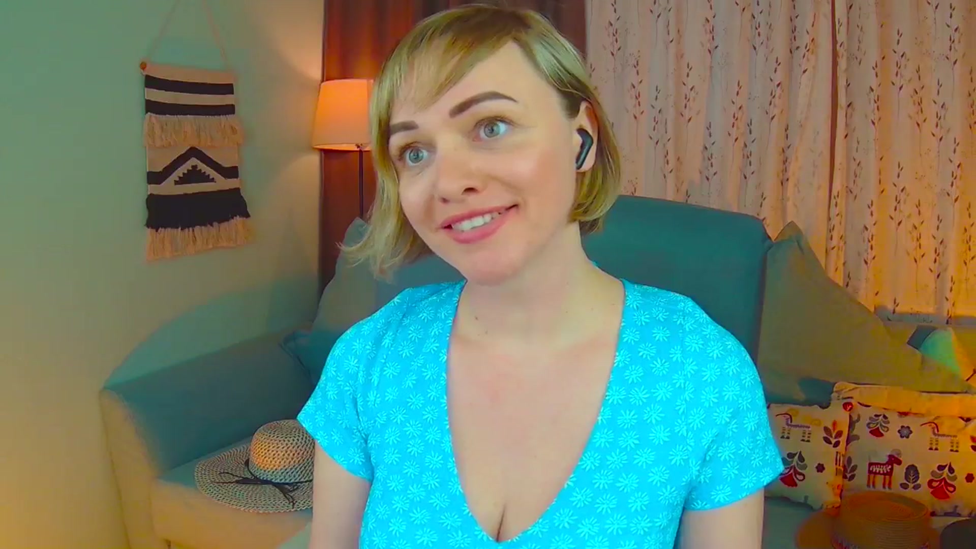 Gallery image thumbnail from SweetDazzle's myfreecams stream on, 03/17/2025, 15:49 image 15 of 20