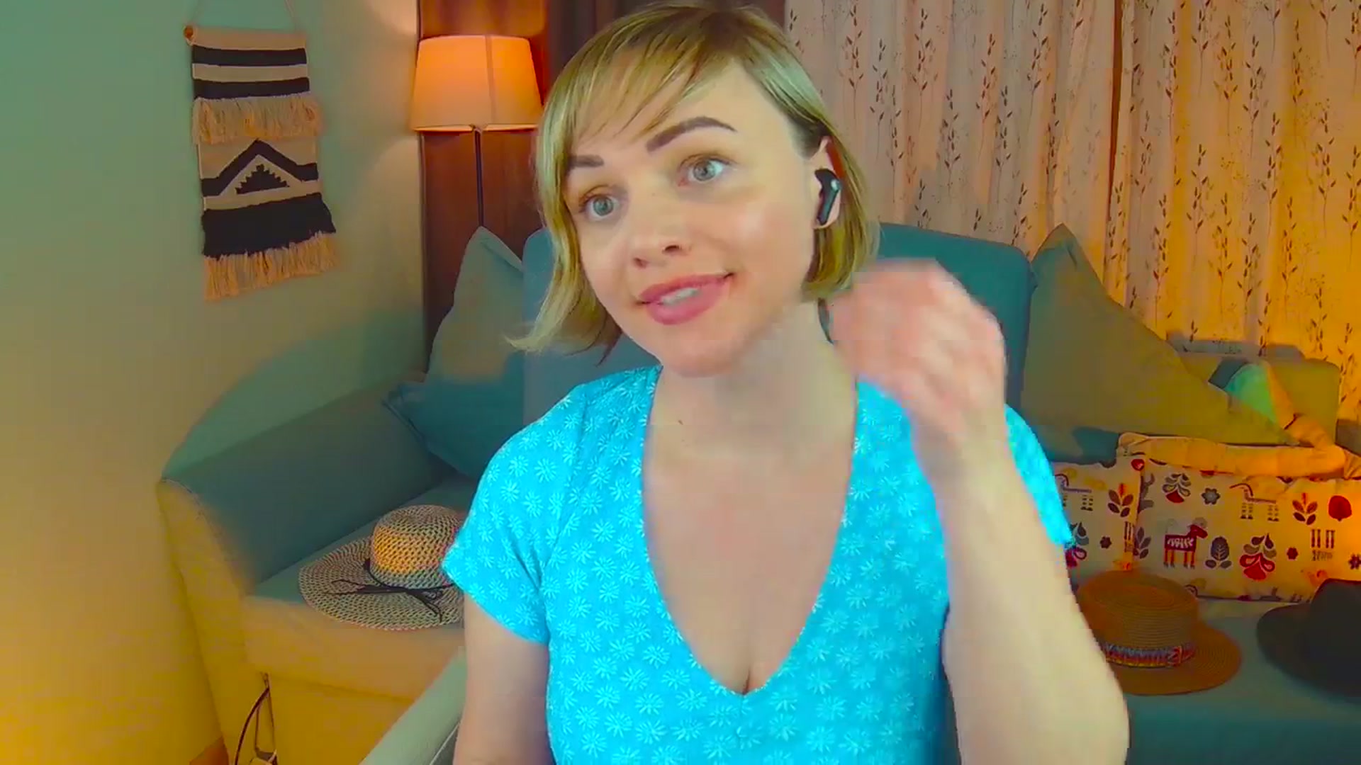 Gallery image thumbnail from SweetDazzle's myfreecams stream on, 03/17/2025, 17:23 image 14 of 20