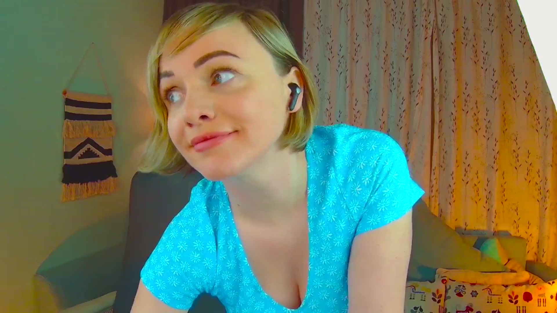 Gallery image thumbnail from SweetDazzle's myfreecams stream on, 03/17/2025, 17:23 image 3 of 20
