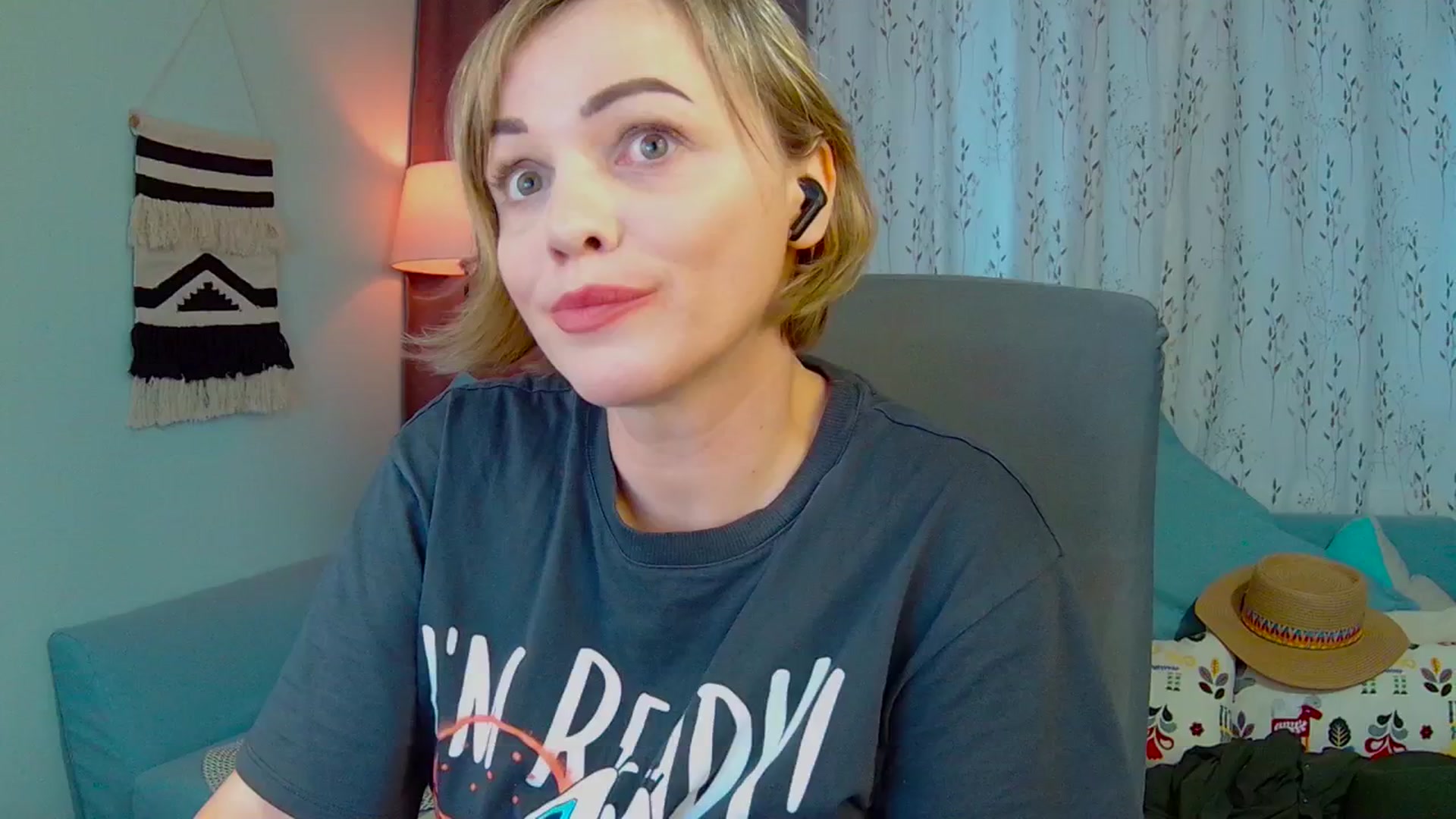 Gallery image thumbnail from SweetDazzle's myfreecams stream on, 03/18/2025, 15:30 image 9 of 20