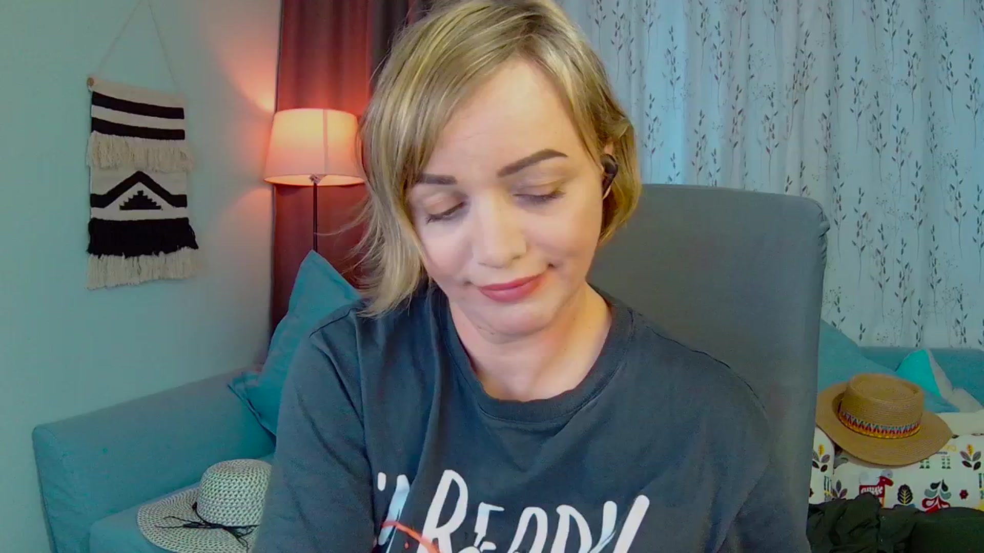 Gallery image thumbnail from SweetDazzle's myfreecams stream on, 03/18/2025, 15:30 image 12 of 20