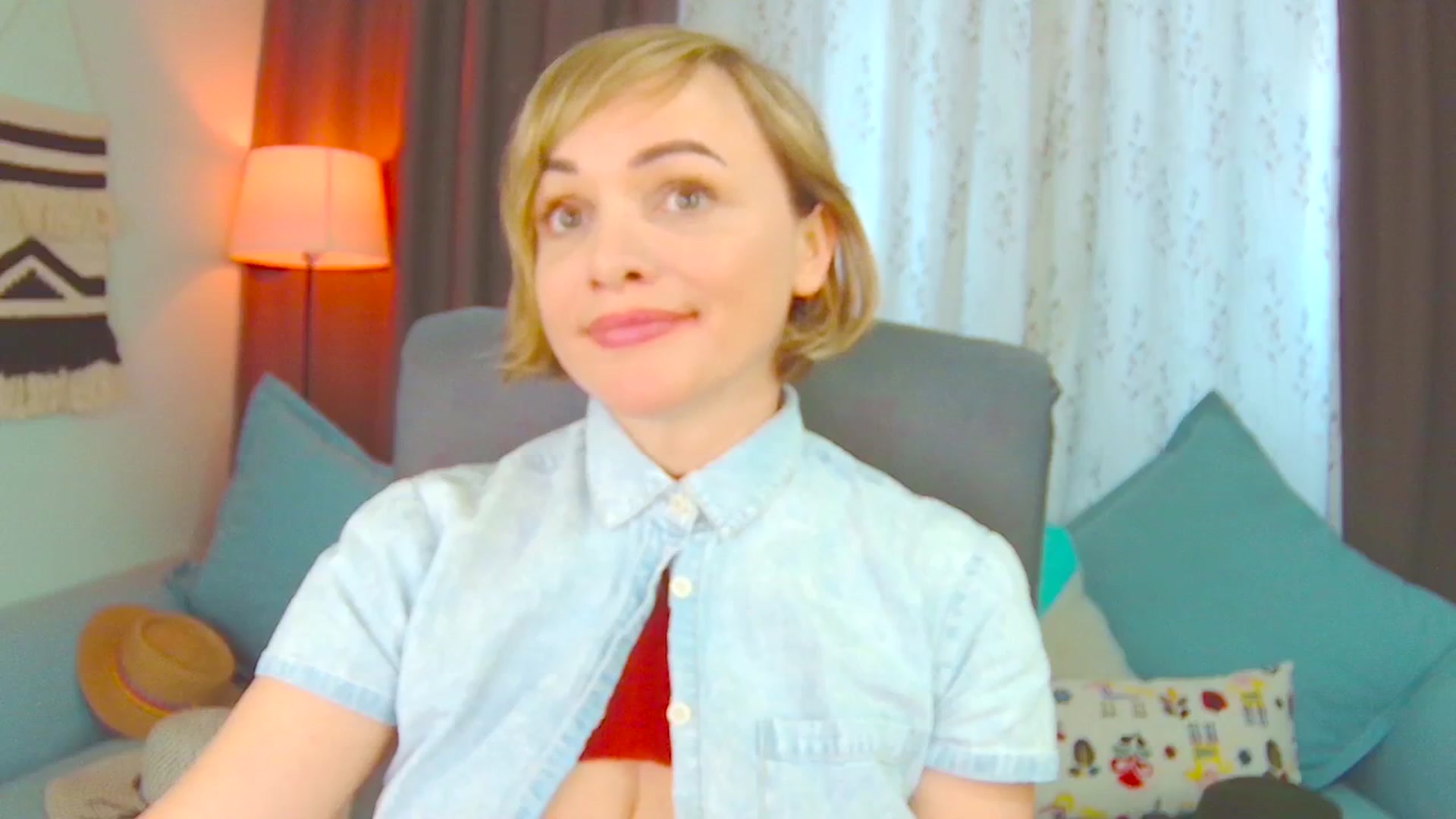 Gallery image thumbnail from SweetDazzle's myfreecams stream on, 03/19/2025, 13:01 image 16 of 20