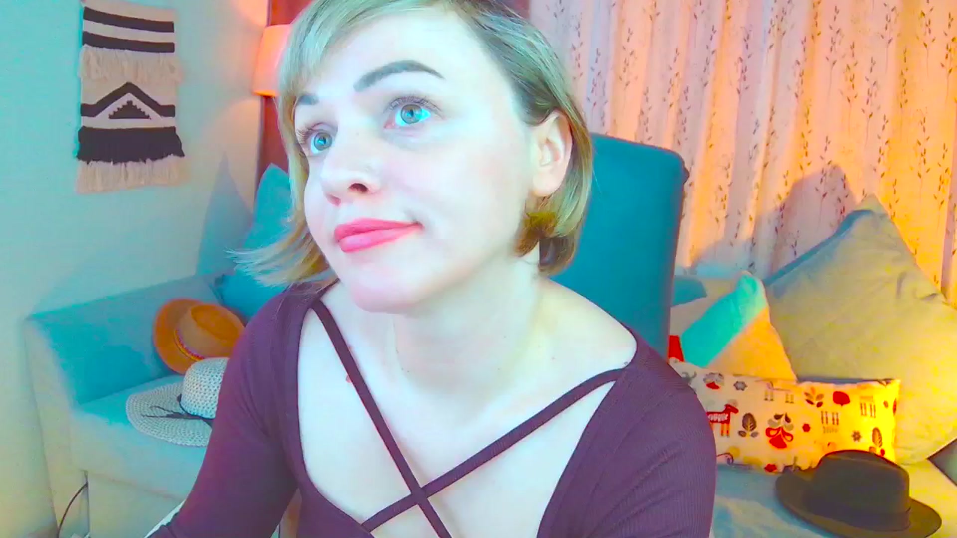 Gallery image thumbnail from SweetDazzle's myfreecams stream on, 03/20/2025, 13:02 image 11 of 20