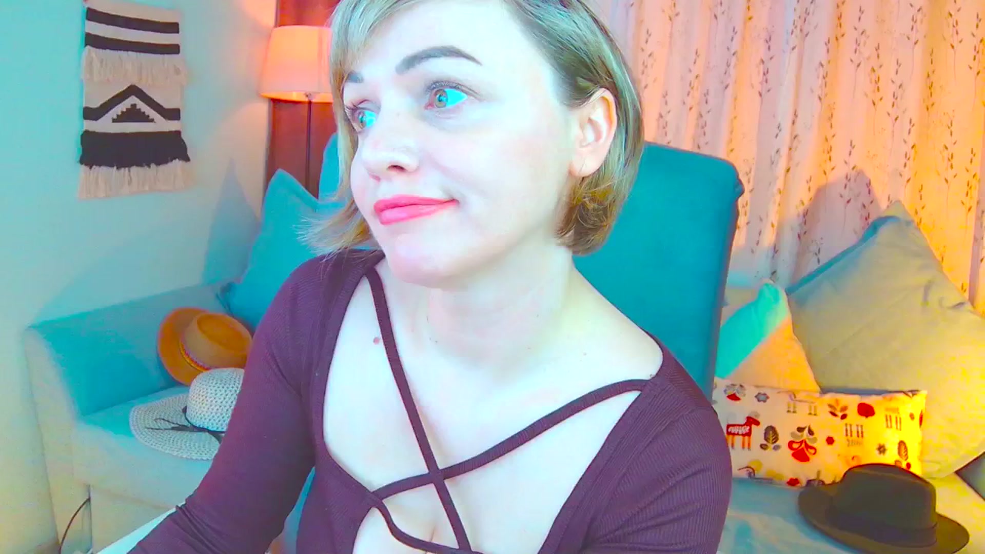 Gallery image thumbnail from SweetDazzle's myfreecams stream on, 03/20/2025, 13:02 image 7 of 20