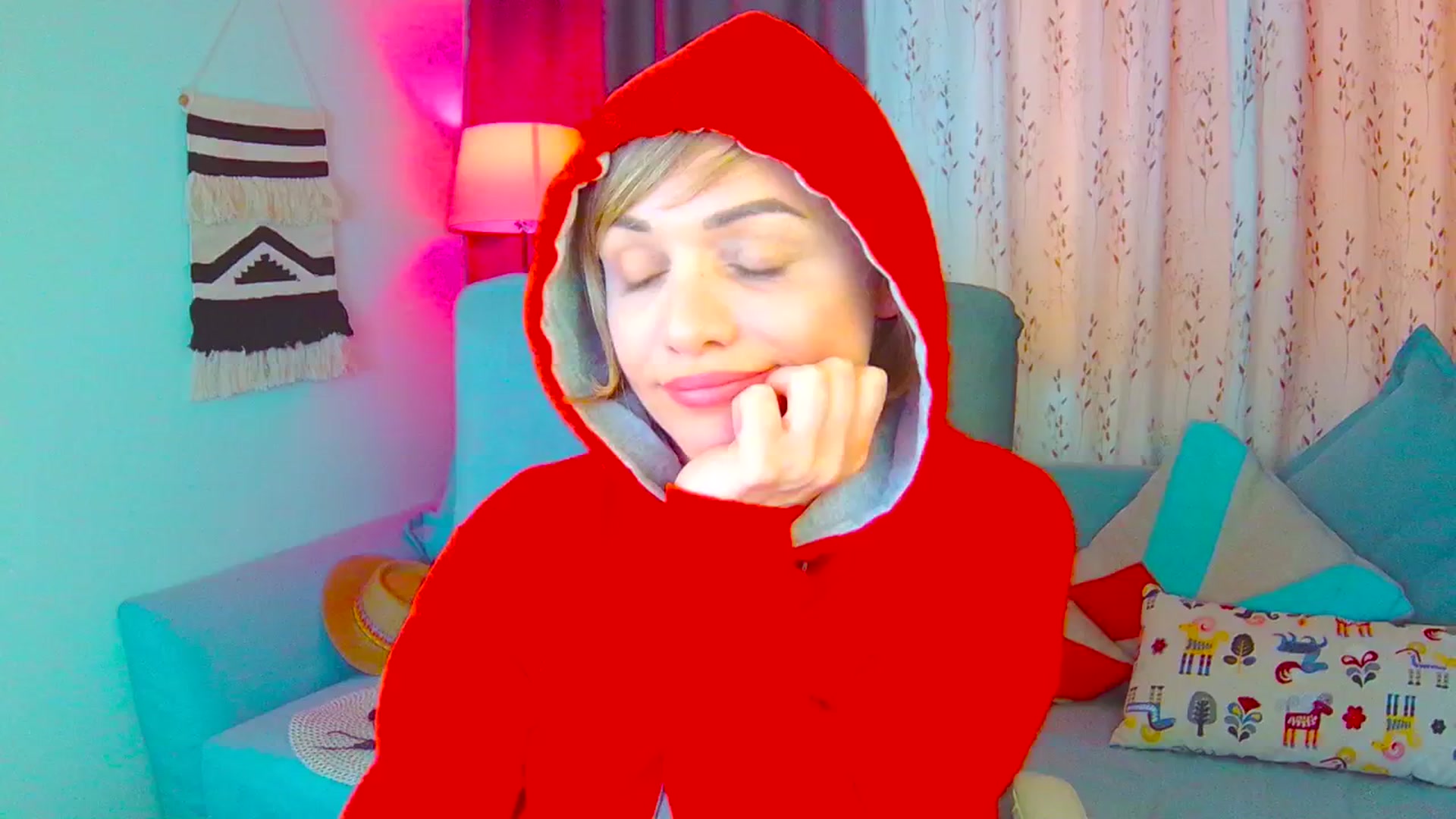 Gallery image thumbnail from SweetDazzle's myfreecams stream on, 03/21/2025, 11:36 image 16 of 20