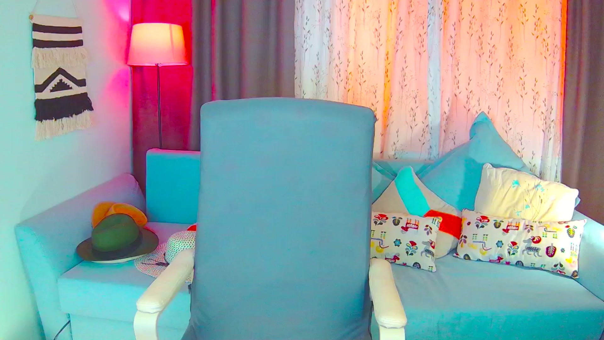 Gallery image thumbnail from SweetDazzle's myfreecams stream on, 04/07/2025, 08:46 image 7 of 20
