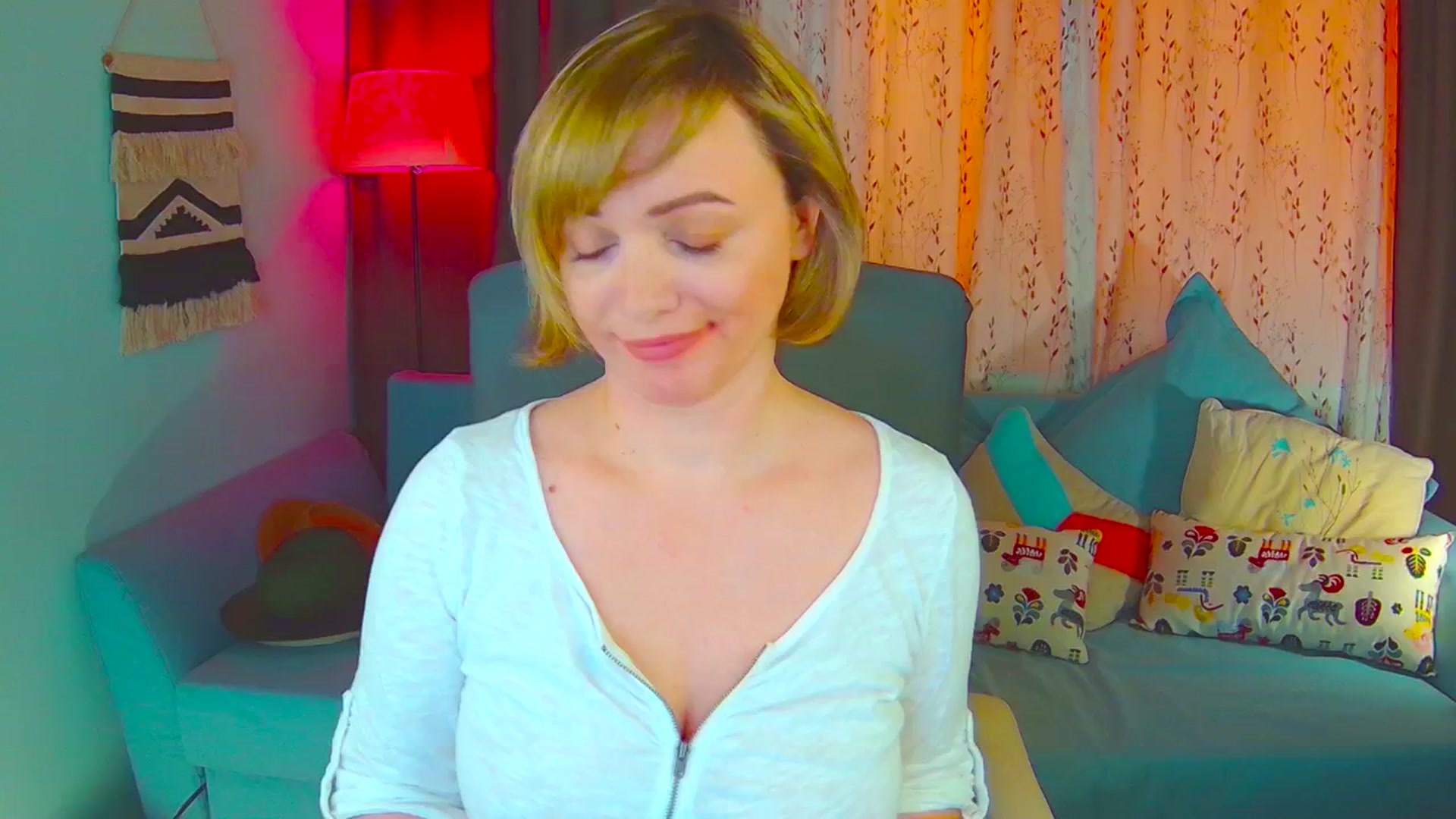 Gallery image thumbnail from SweetDazzle's myfreecams stream on, 04/07/2025, 08:46 image 19 of 20
