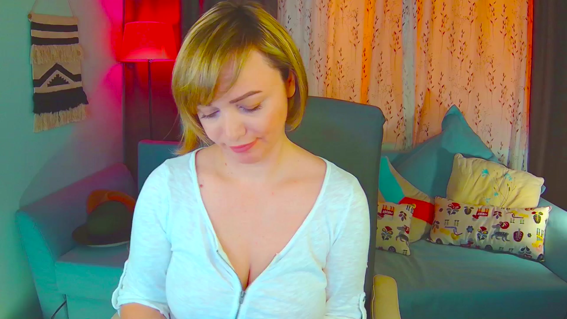 Gallery image thumbnail from SweetDazzle's myfreecams stream on, 04/07/2025, 08:46 image 15 of 20