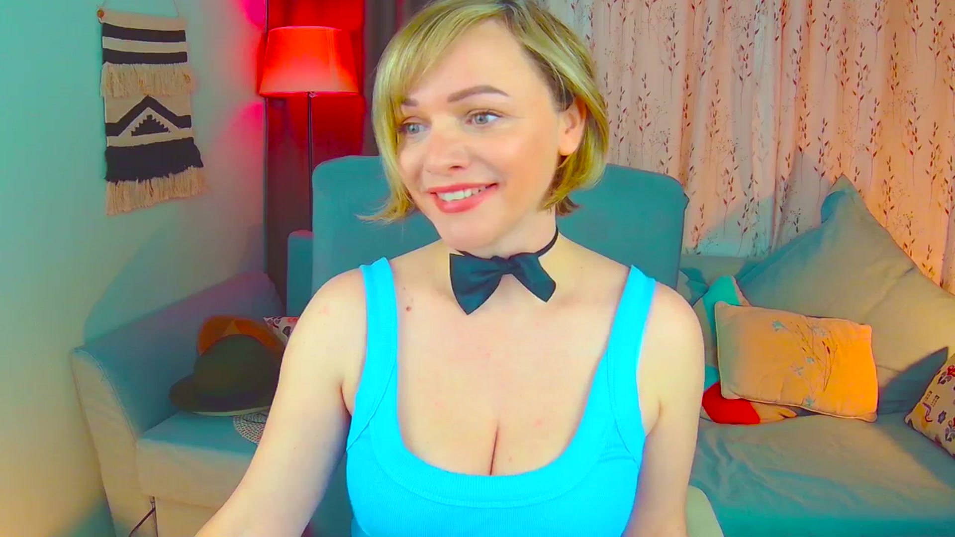 Gallery image thumbnail from SweetDazzle's myfreecams stream on, 04/08/2025, 11:05 image 7 of 20