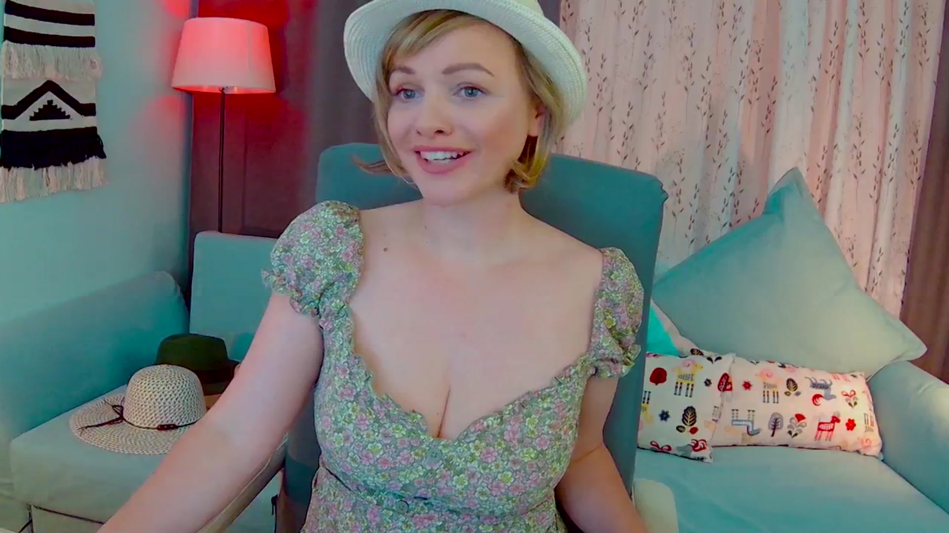 Gallery image thumbnail from SweetDazzle's myfreecams stream on, 05/09/2025, 10:53 image 4 of 20
