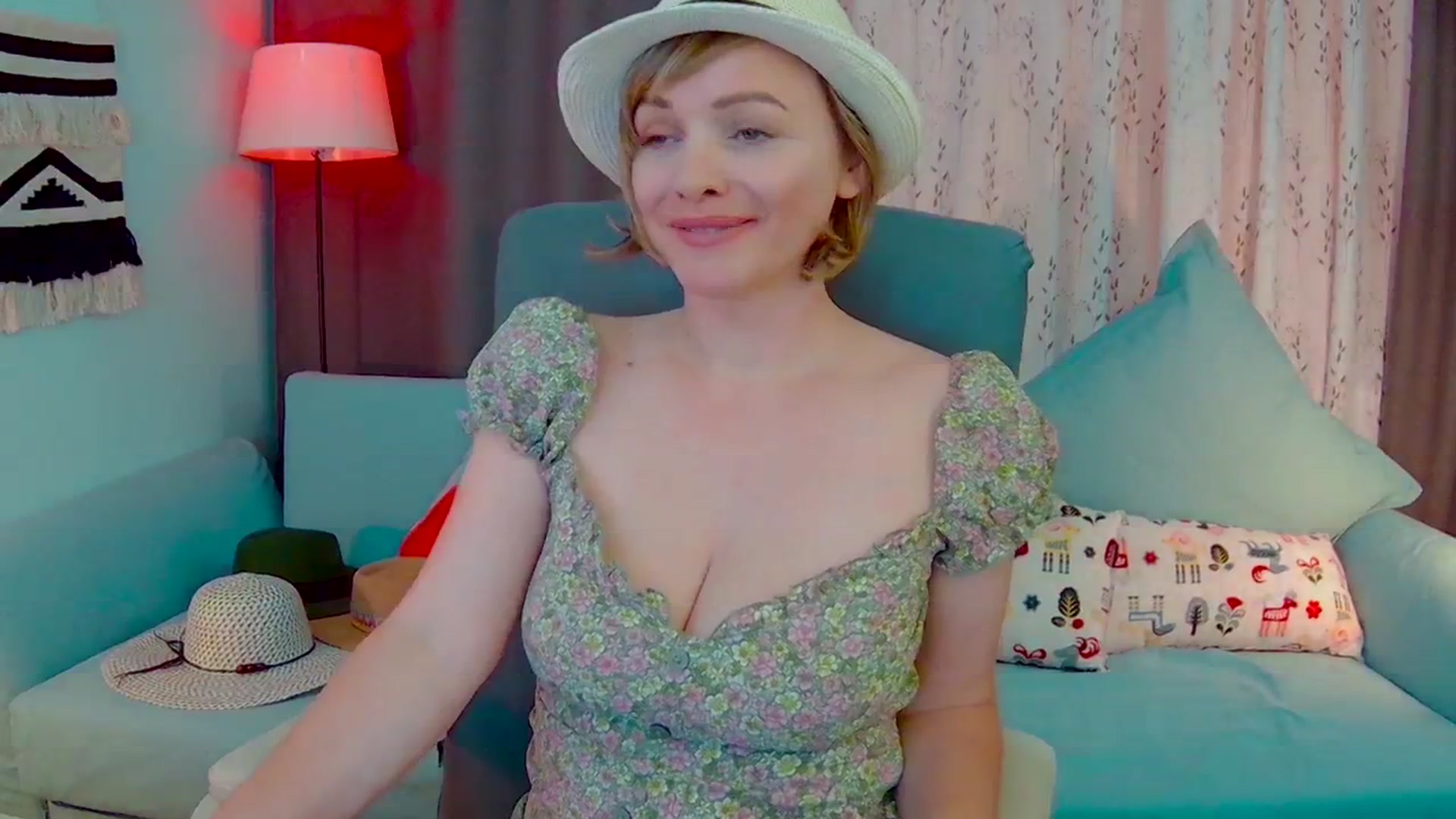 Gallery image thumbnail from SweetDazzle's myfreecams stream on, 05/09/2025, 13:21 image 20 of 20