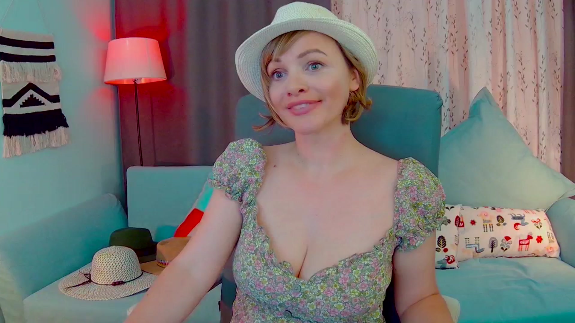 Gallery image thumbnail from SweetDazzle's myfreecams stream on, 05/09/2025, 13:21 image 4 of 20