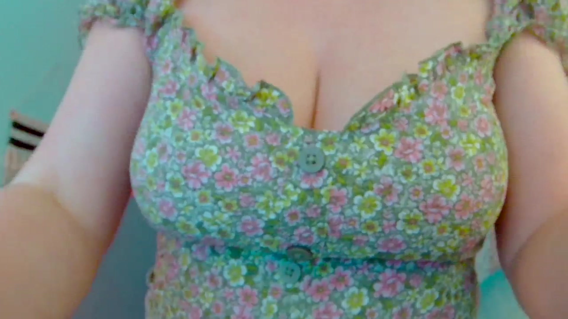 Gallery image thumbnail from SweetDazzle's myfreecams stream on, 05/09/2025, 13:21 image 16 of 20
