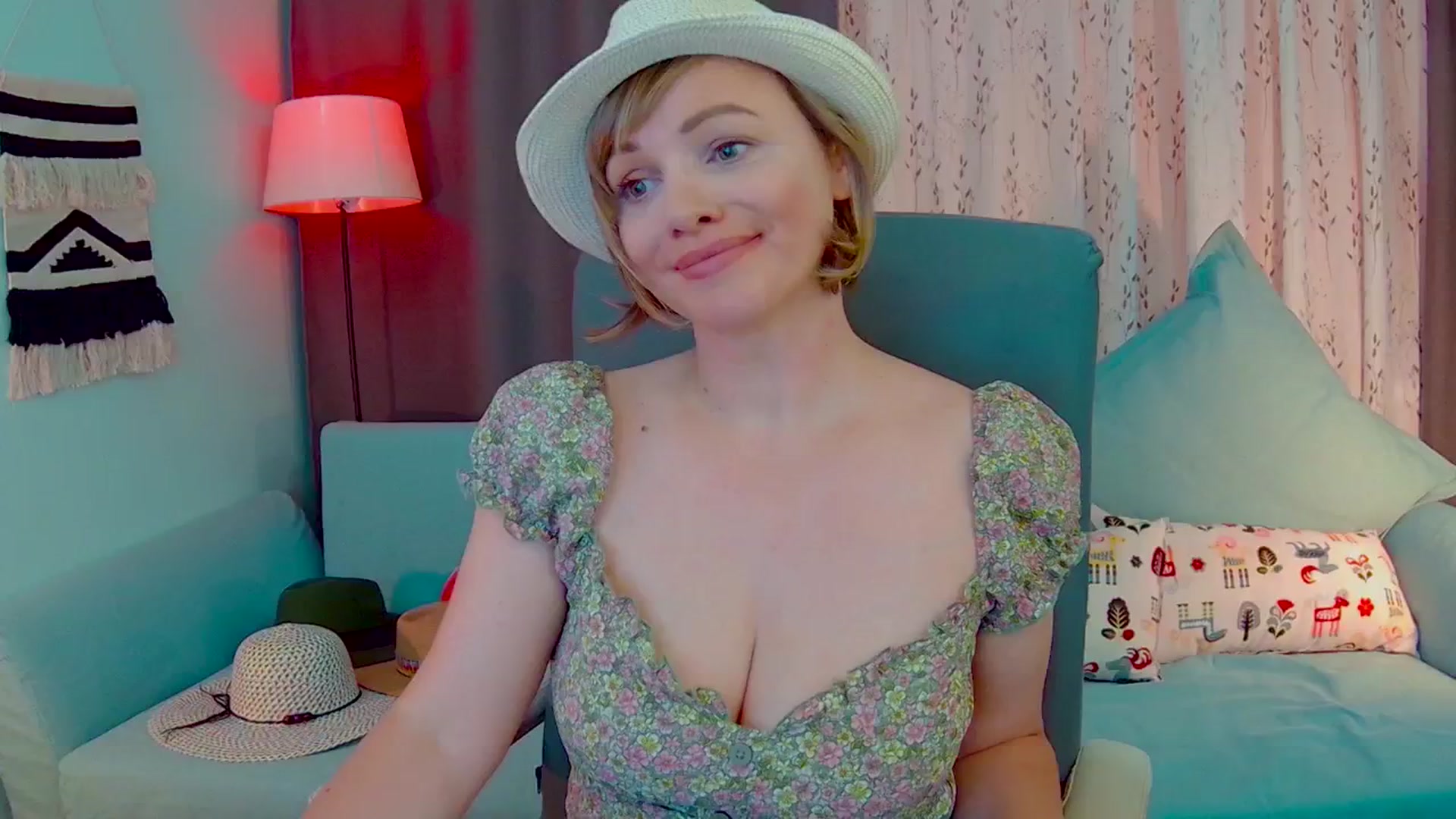 Gallery image thumbnail from SweetDazzle's myfreecams stream on, 05/09/2025, 13:21 image 1 of 20