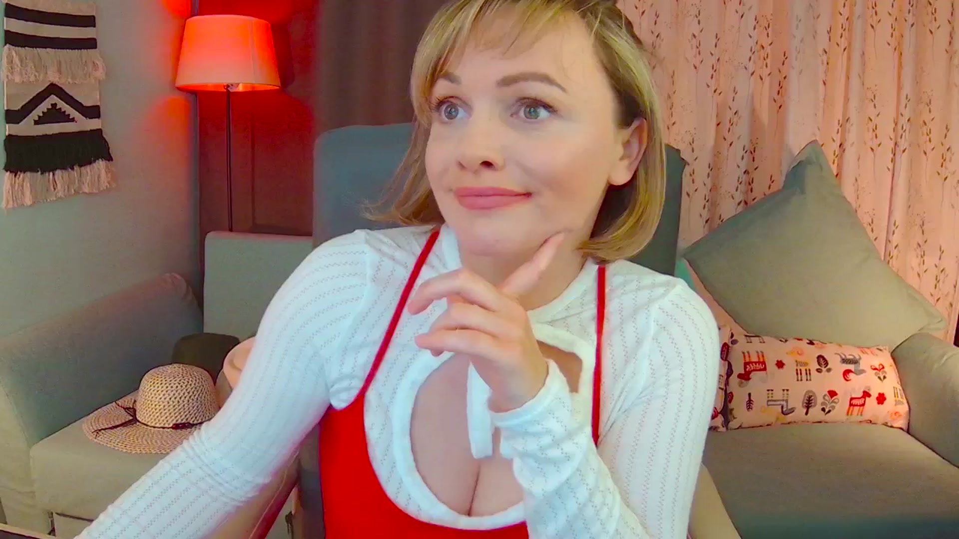 Gallery image thumbnail from SweetDazzle's myfreecams stream on, 05/13/2025, 11:17 image 13 of 20