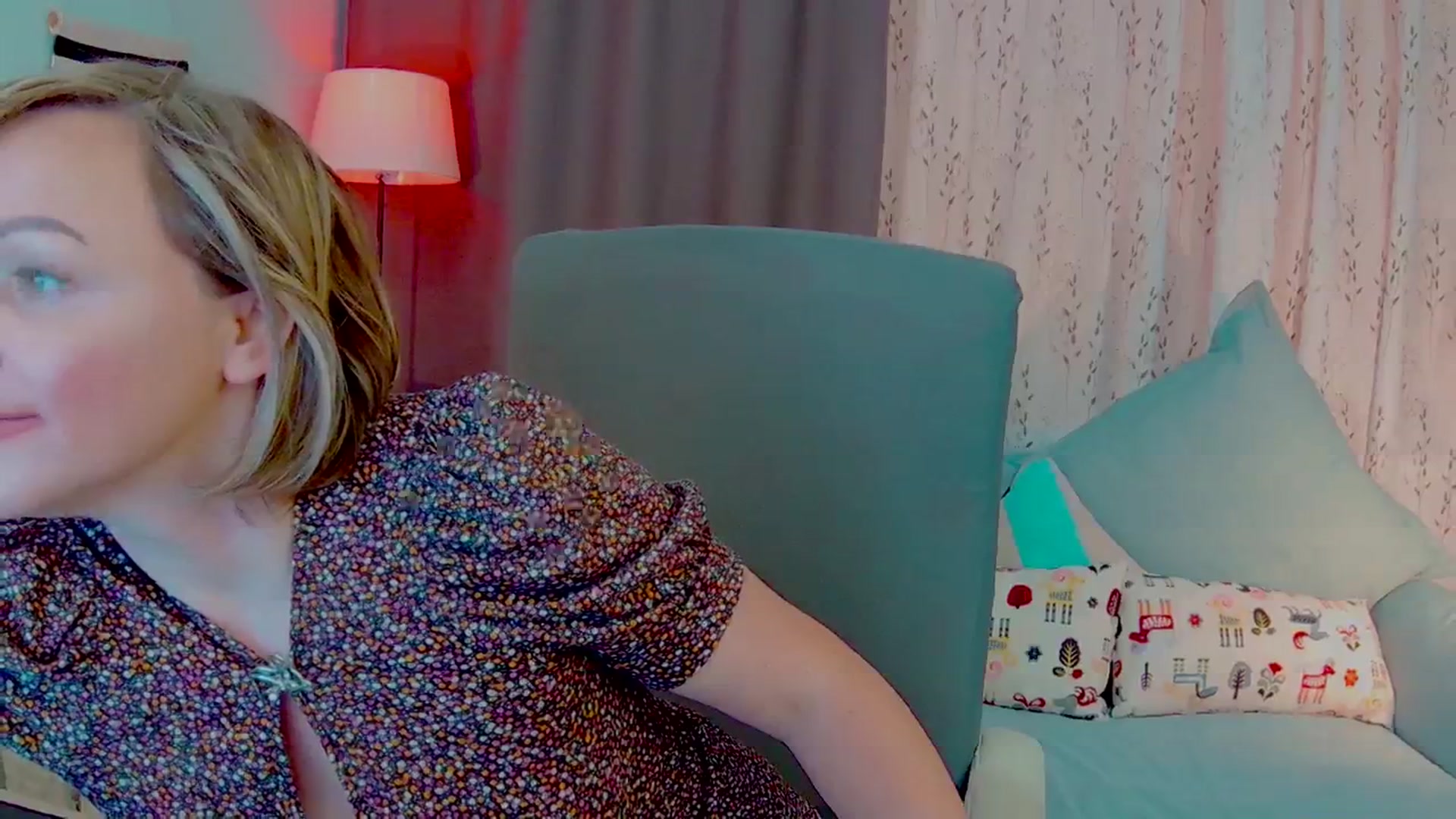 Gallery image thumbnail from SweetDazzle's myfreecams stream on, 05/14/2025, 08:49 image 17 of 20