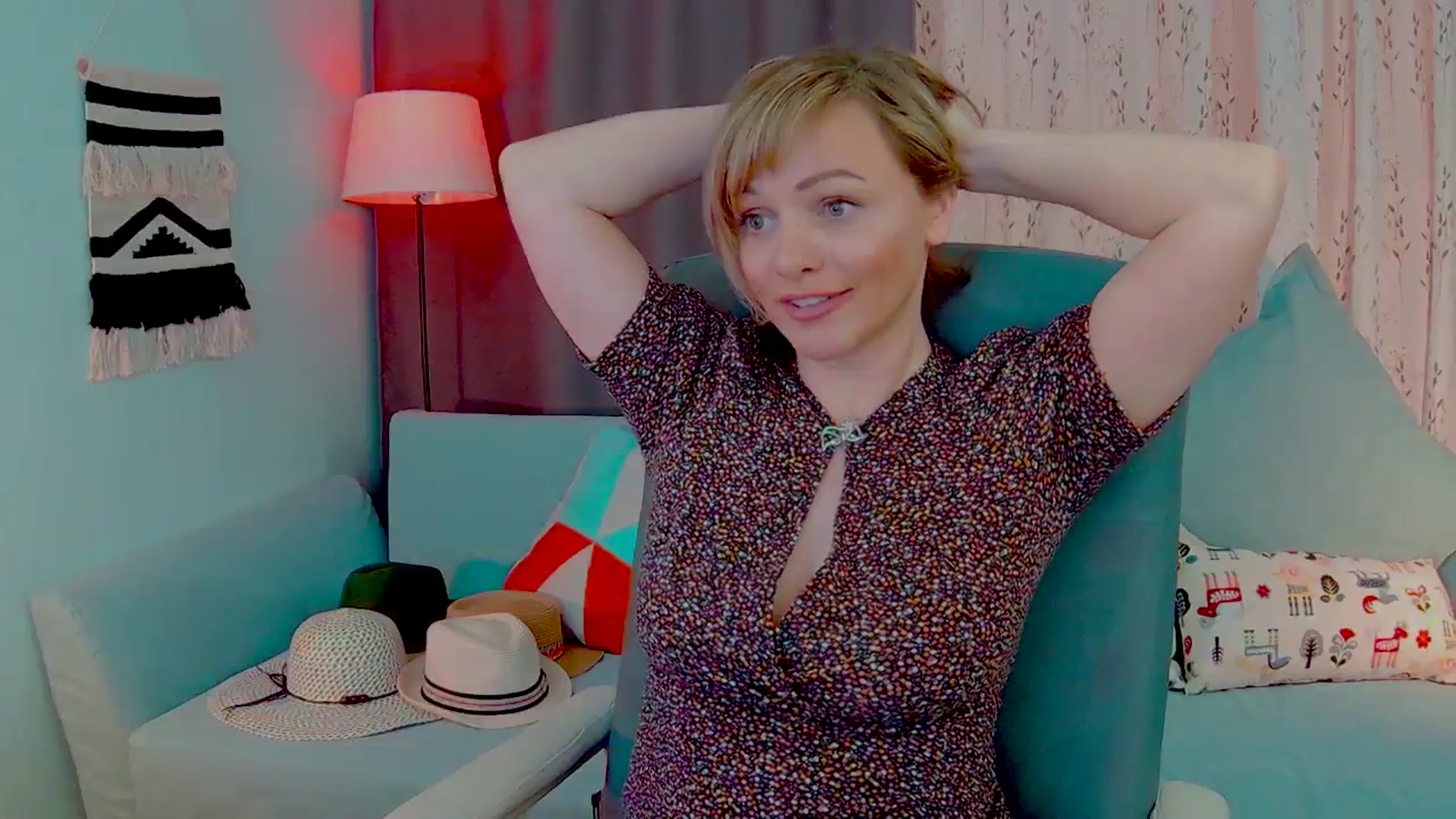 Gallery image thumbnail from SweetDazzle's myfreecams stream on, 05/14/2025, 11:23 image 14 of 20