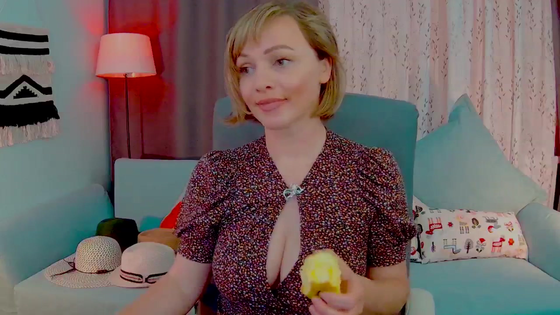 Gallery image thumbnail from SweetDazzle's myfreecams stream on, 05/14/2025, 12:55 image 20 of 20
