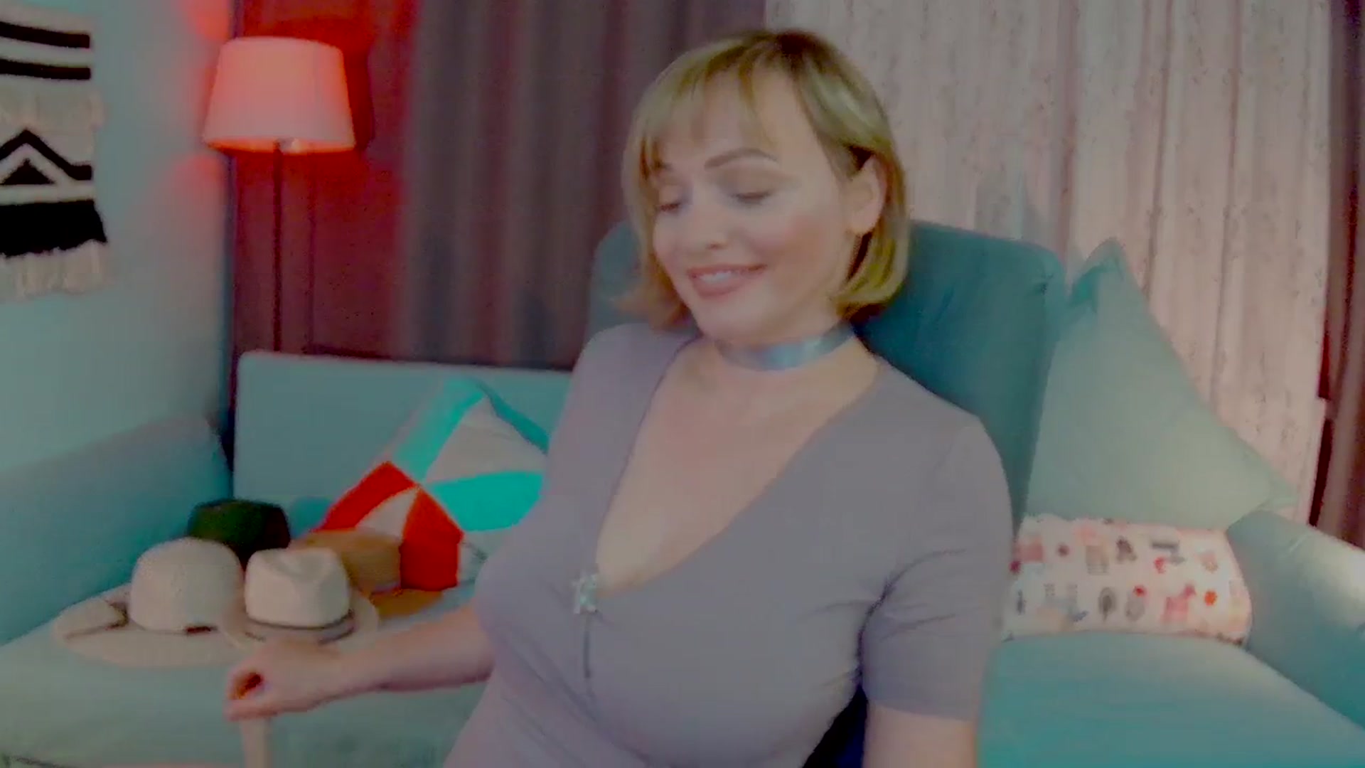 Gallery image thumbnail from SweetDazzle's myfreecams stream on, 05/16/2025, 15:19 image 4 of 20