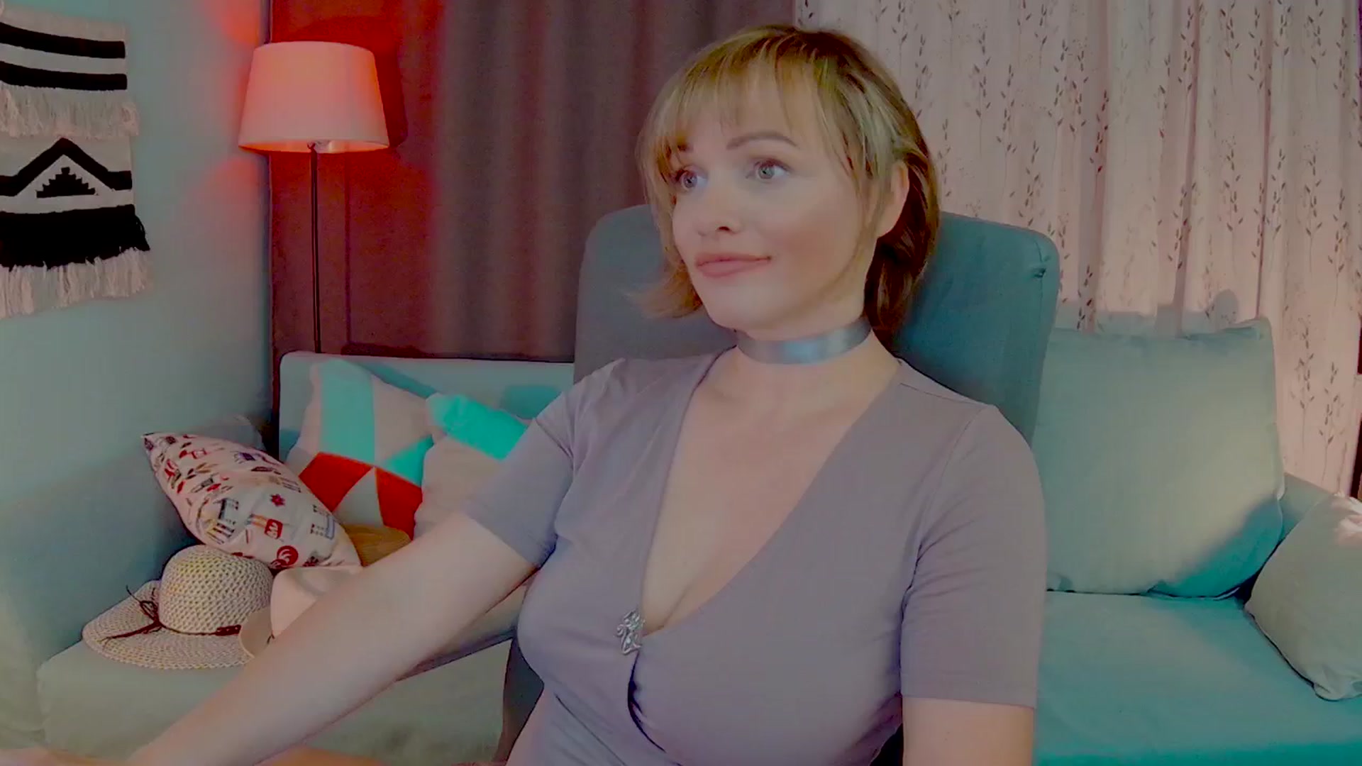 Gallery image thumbnail from SweetDazzle's myfreecams stream on, 05/16/2025, 19:02 image 14 of 20