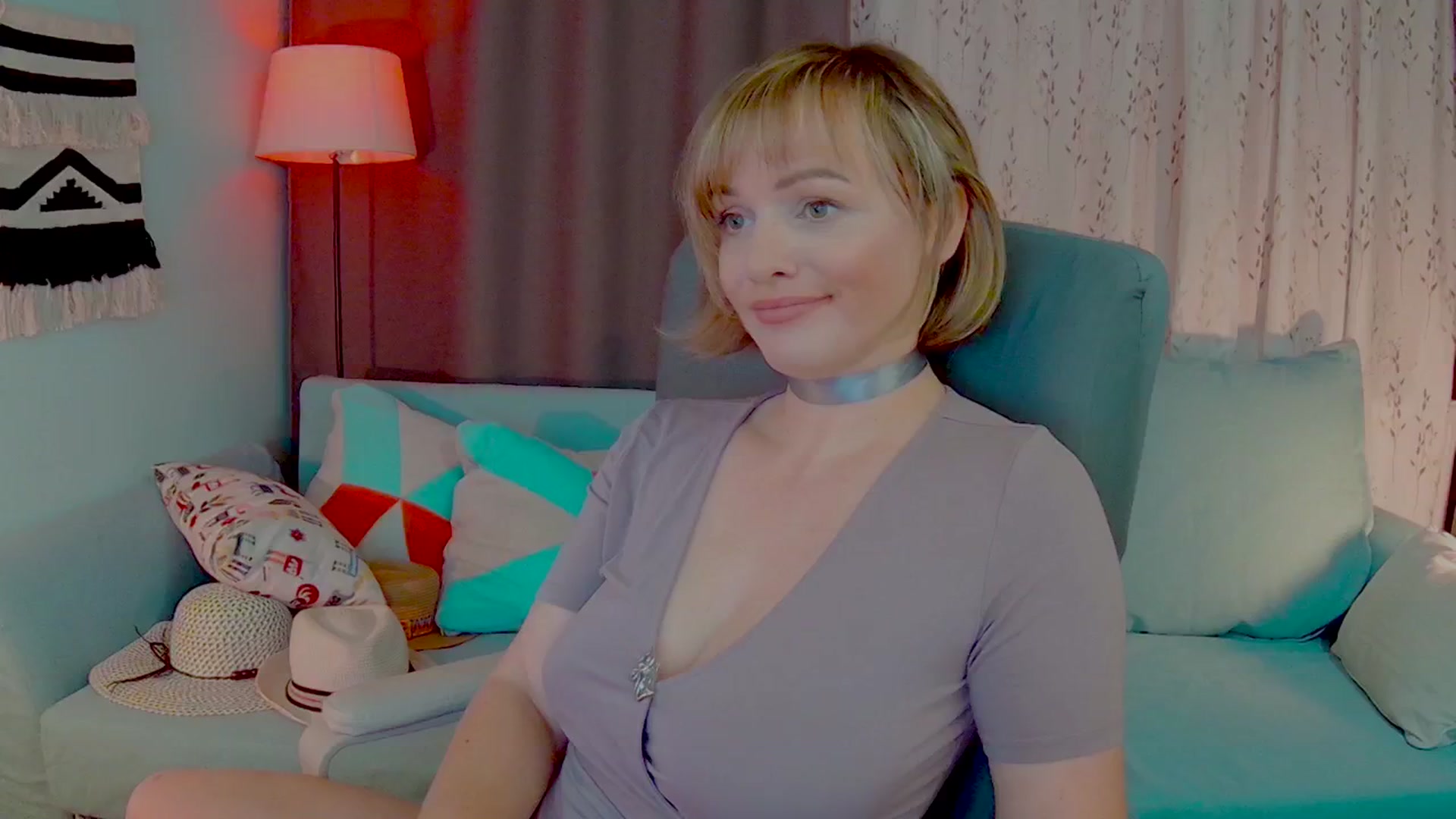 Gallery image thumbnail from SweetDazzle's myfreecams stream on, 05/16/2025, 19:02 image 12 of 20