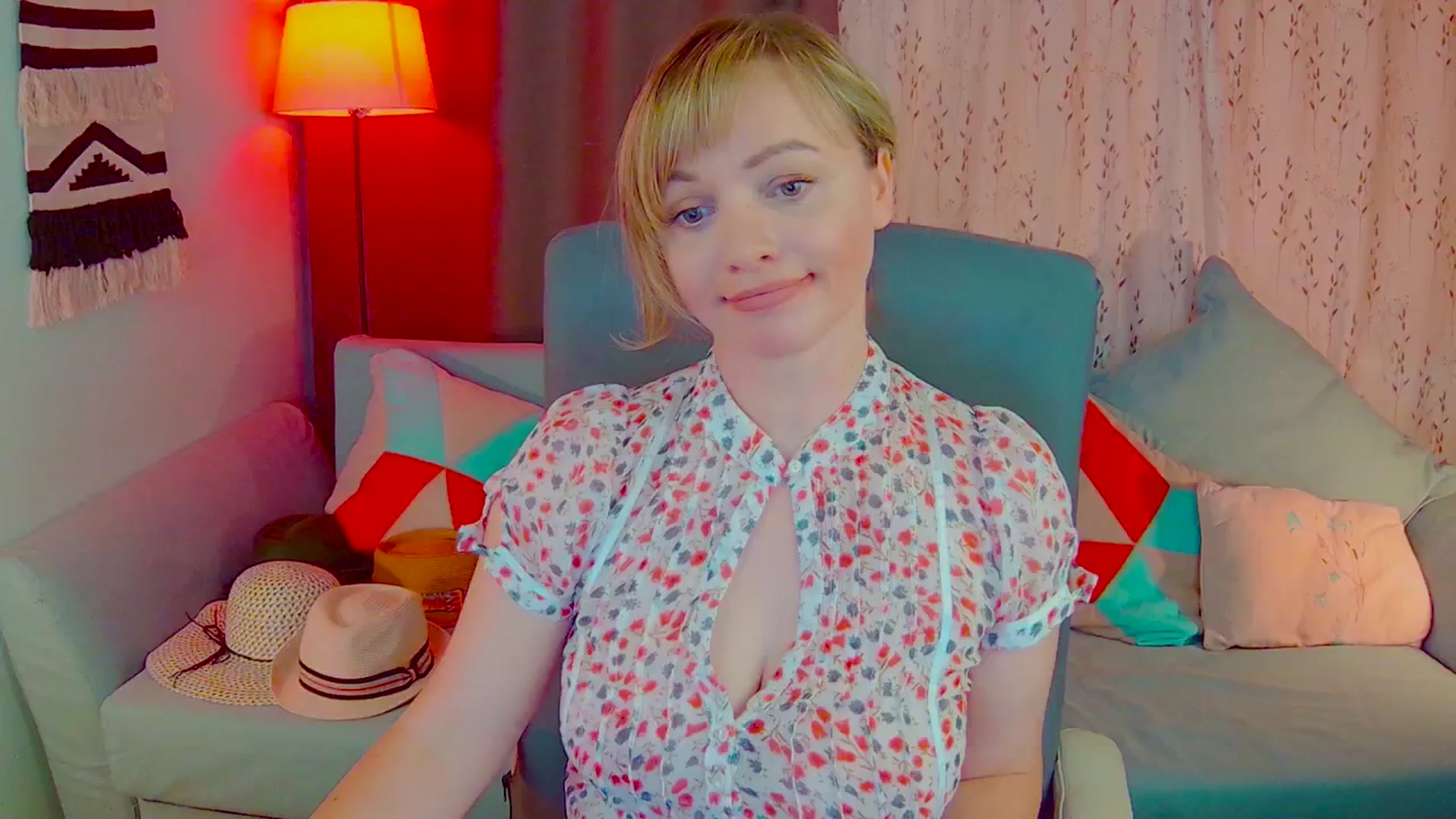 Gallery image thumbnail from SweetDazzle's myfreecams stream on, 05/21/2025, 13:09 image 17 of 20