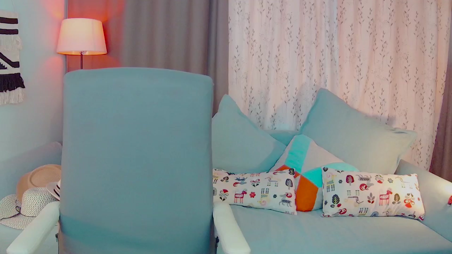 Gallery image thumbnail from SweetDazzle's myfreecams stream on, 05/27/2025, 12:20 image 17 of 20