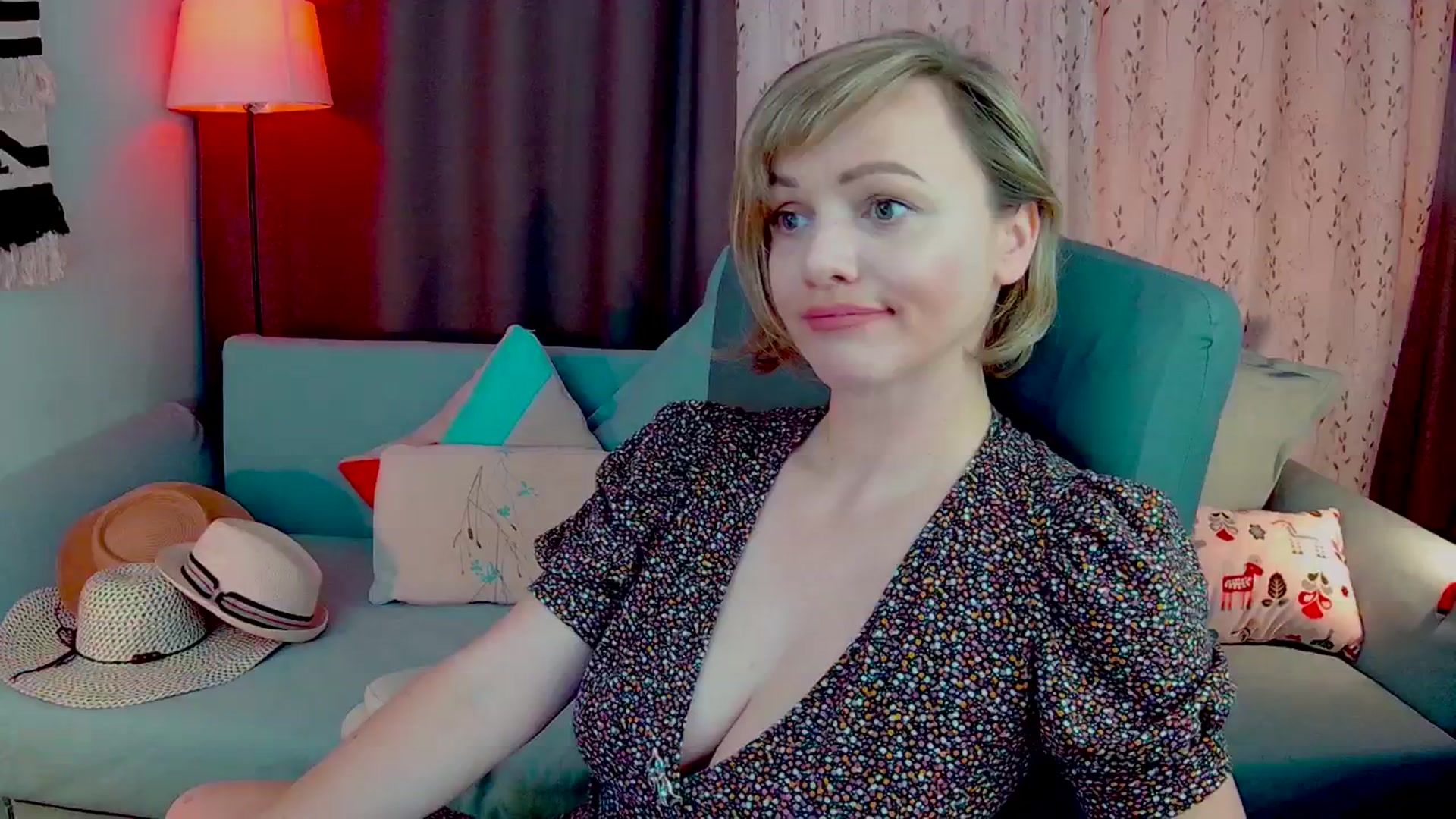 Gallery image thumbnail from SweetDazzle's myfreecams stream on, 05/27/2025, 14:08 image 6 of 20
