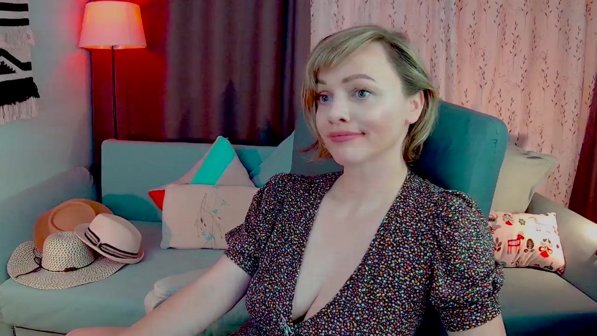 Gallery image thumbnail from SweetDazzle's myfreecams stream on, 05/27/2025, 14:08 image 13 of 20