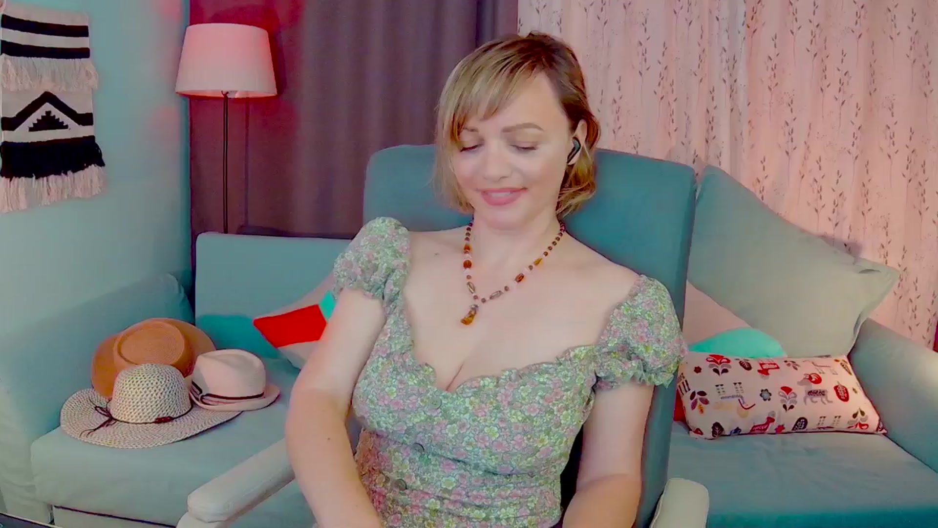 Gallery image thumbnail from SweetDazzle's myfreecams stream on, 06/02/2025, 10:33 image 1 of 20
