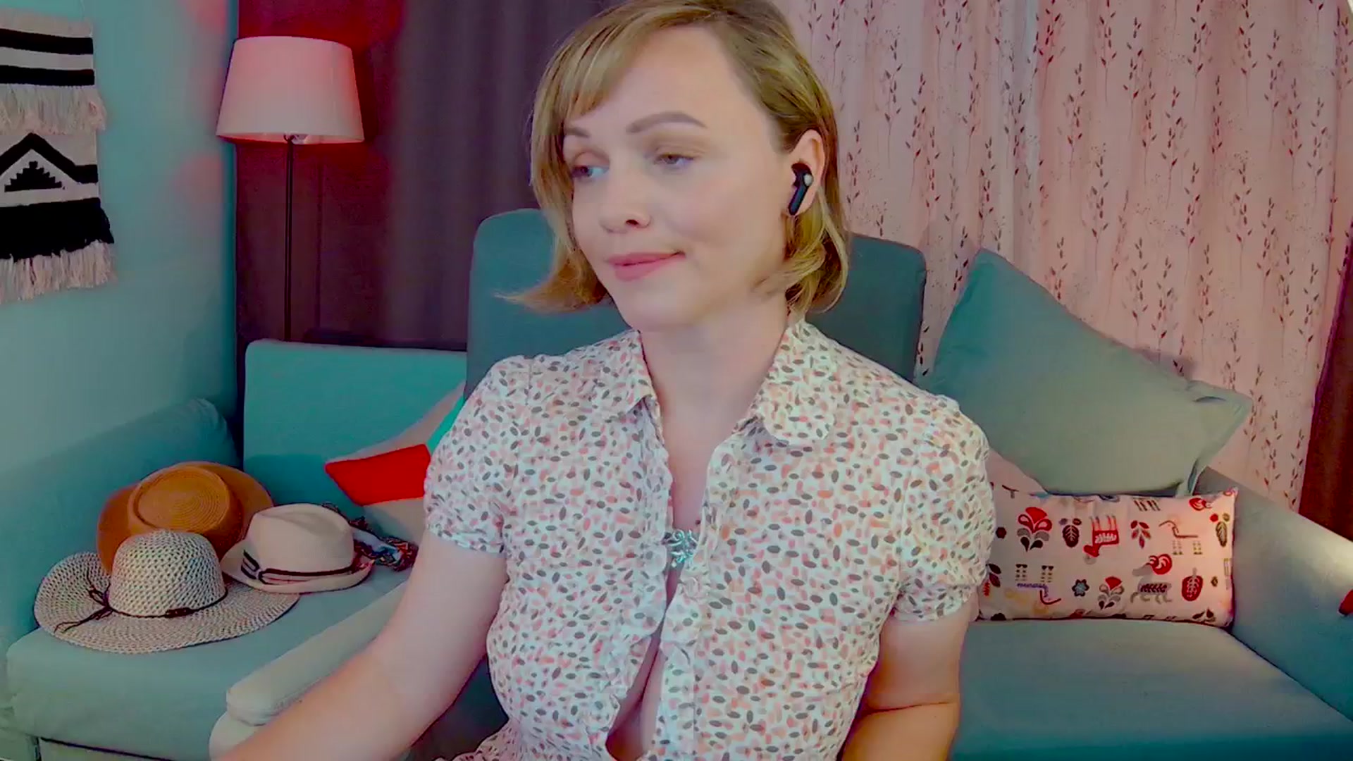 Gallery image thumbnail from SweetDazzle's myfreecams stream on, 06/02/2025, 14:17 image 17 of 20